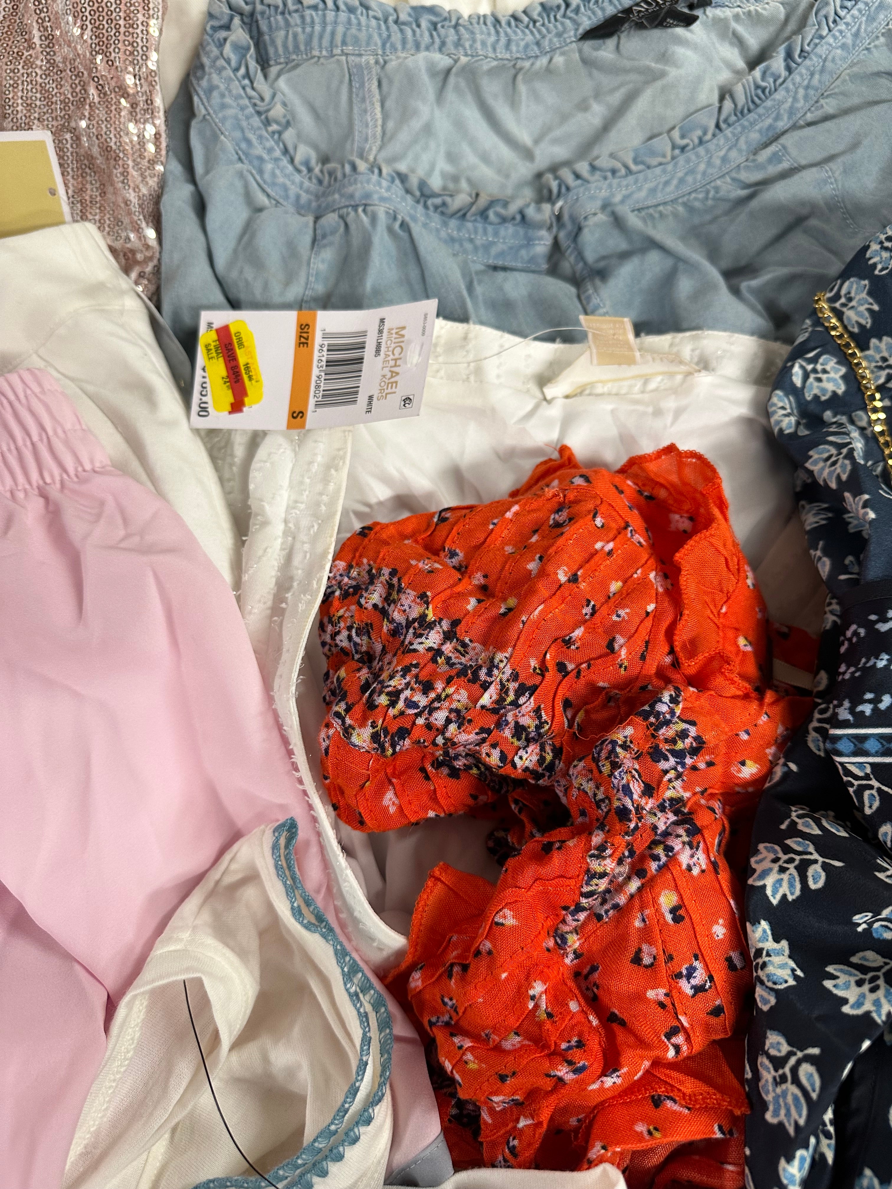 Women's?Clothings Assorted, Wholesale Lot, HUDSON, JOE'S, FRENCH CONNECTION, POLO RALPH LAUREN, MICHAEL KORS, CALVIN KLEIN,FREE PEOPLE, TOMMY HILFIGER, DKNY and more, 24 items, CUSTOMER RETURNS