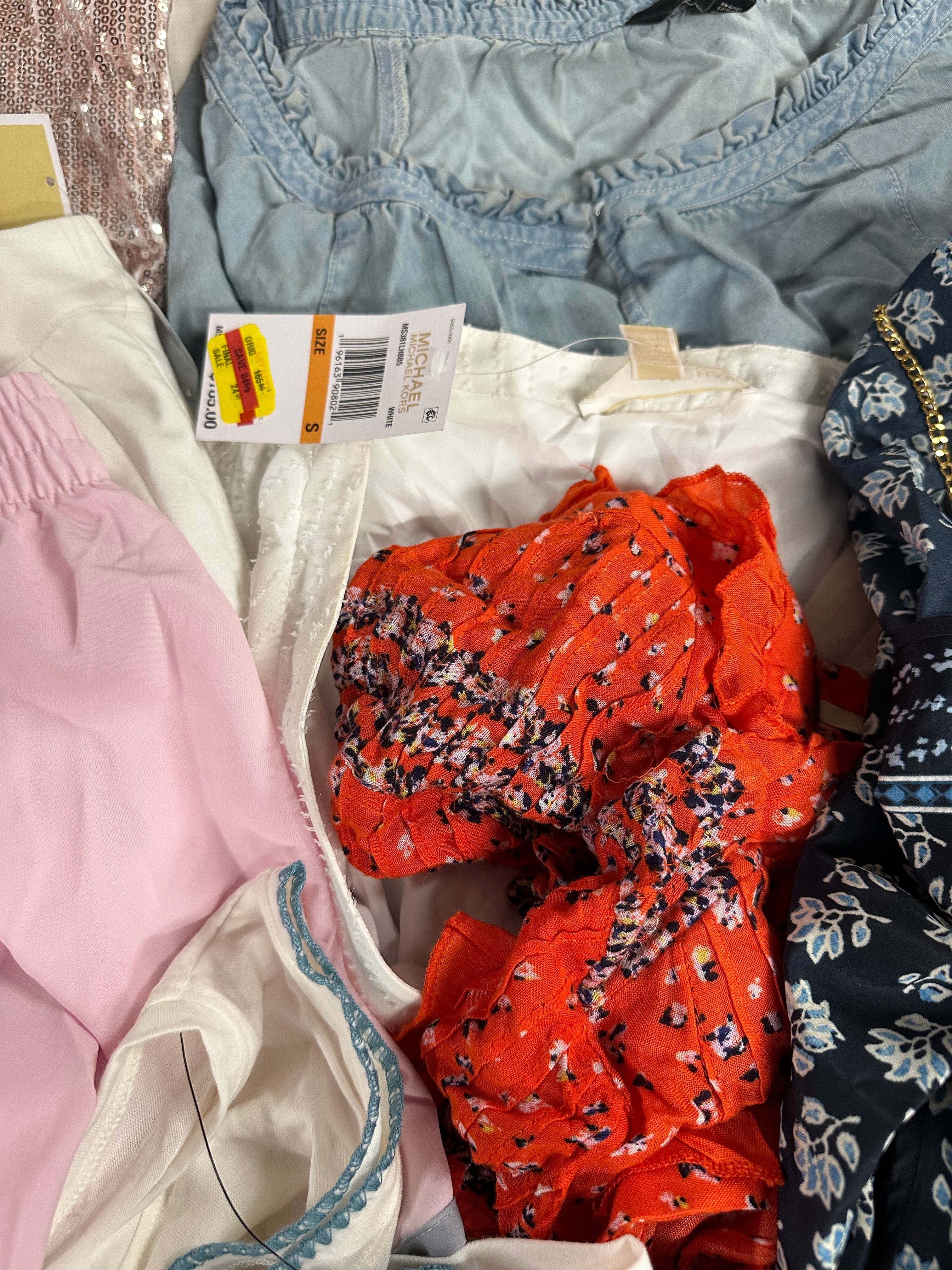 Women's?Clothings Assorted, Wholesale Lot, HUDSON, JOE'S, FRENCH CONNECTION, POLO RALPH LAUREN, MICHAEL KORS, CALVIN KLEIN,FREE PEOPLE, TOMMY HILFIGER, DKNY and more, 24 items, CUSTOMER RETURNS