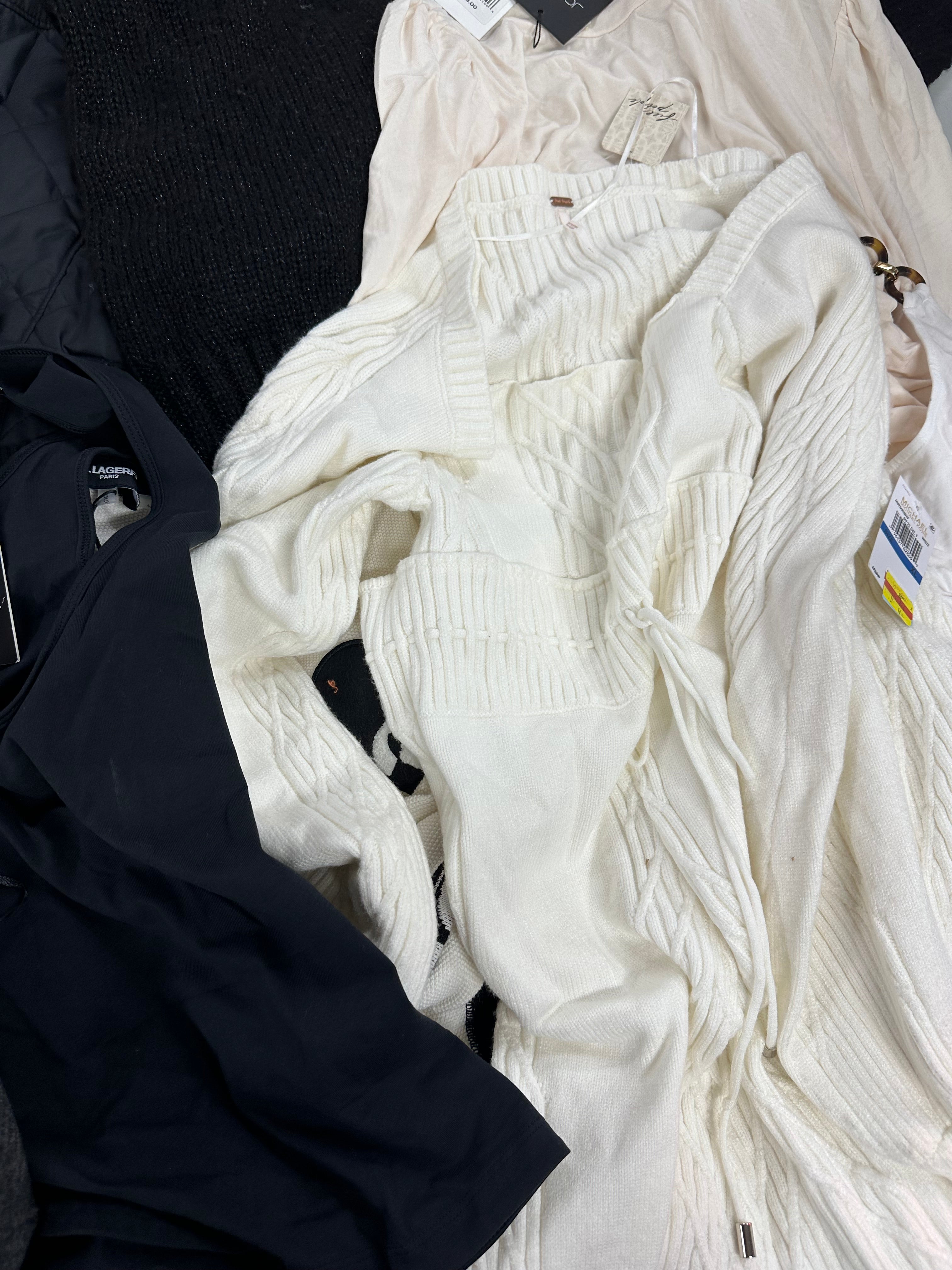 Women's Clothings Assorted, Wholesale Lot, POLO RALPH LAUREN, COLUMBIA, FREE PEOPLE, ADIDAS, VINCE CAMUTO,  CK PERFORMANCE, MICHAEL KORS and more, 9 items, CUSTOMER RETURNS