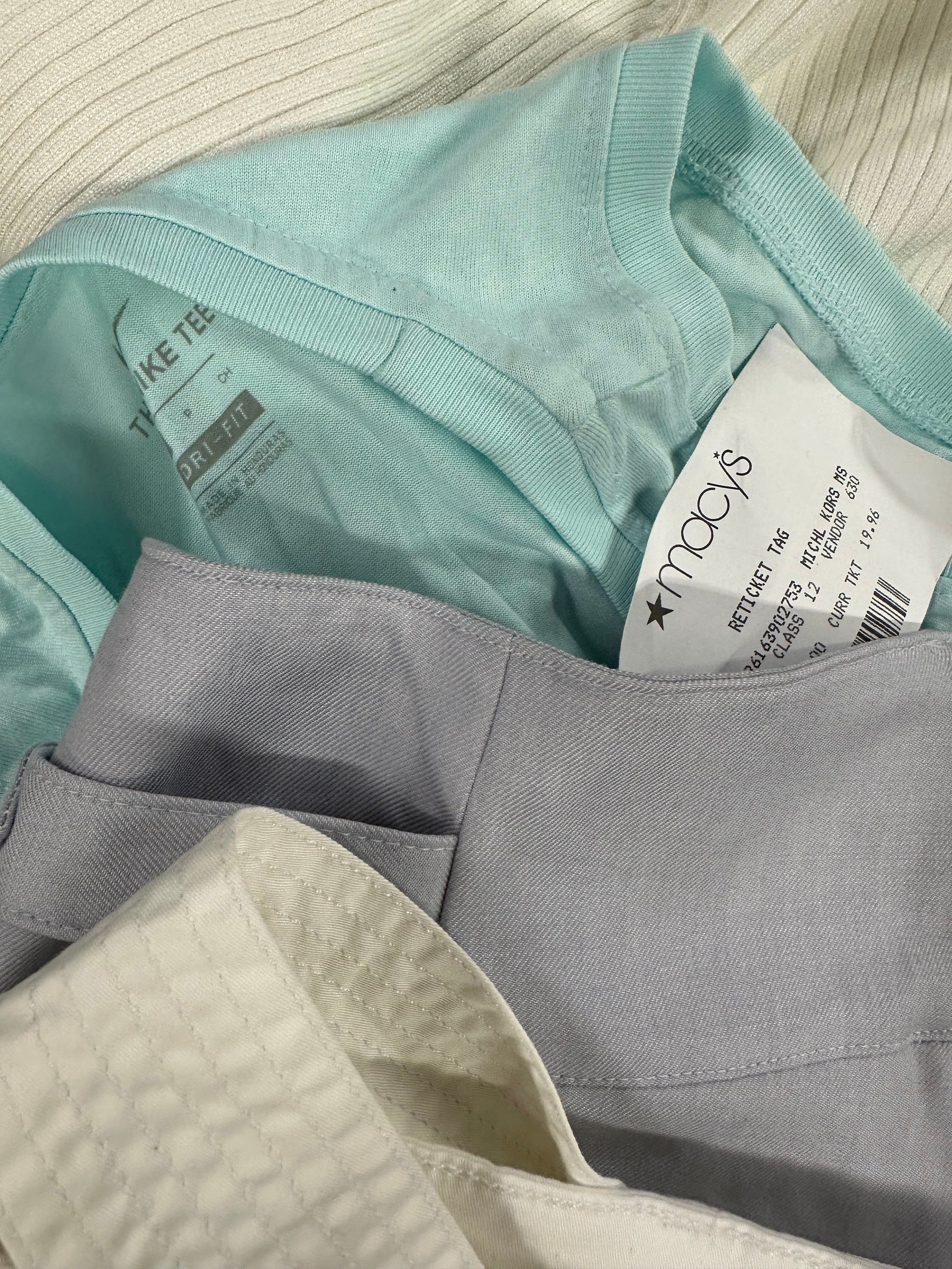 Women's Clothings Assorted Wholesale Lot, NIKE, NORTH FACE, POLO RALPH LAUREN, FREE PEOPLE, VINCE CAMUTO and more, 17 items, CUSTOMER RETURNS