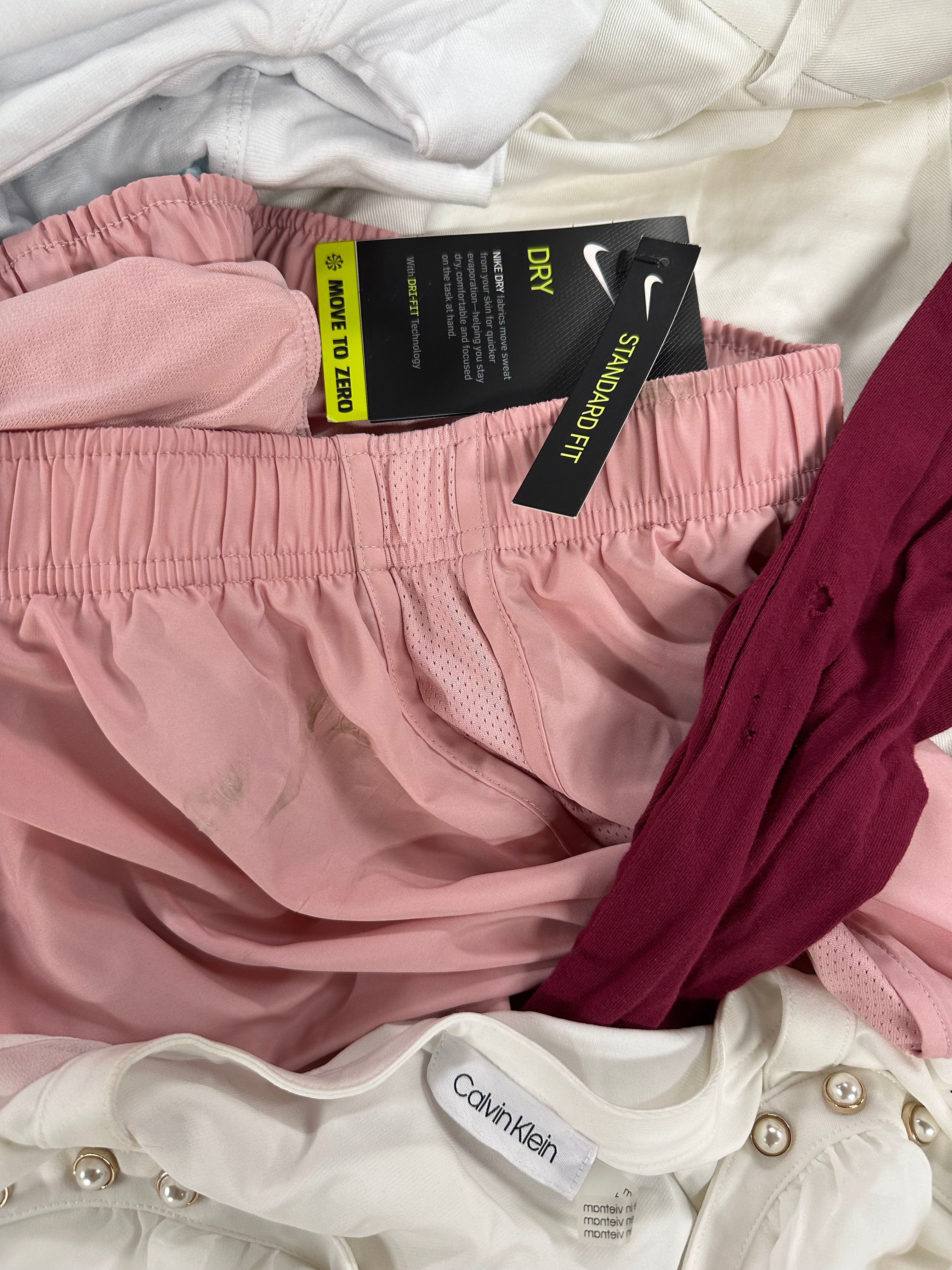 Women's Clothings Assorted, Wholesale Lot, NORTH FACE, POLO RALPH LAUREN, NIKE, DKNY, CALVIN KLEIN and more, 16 items, CUSTOMER RETURNS