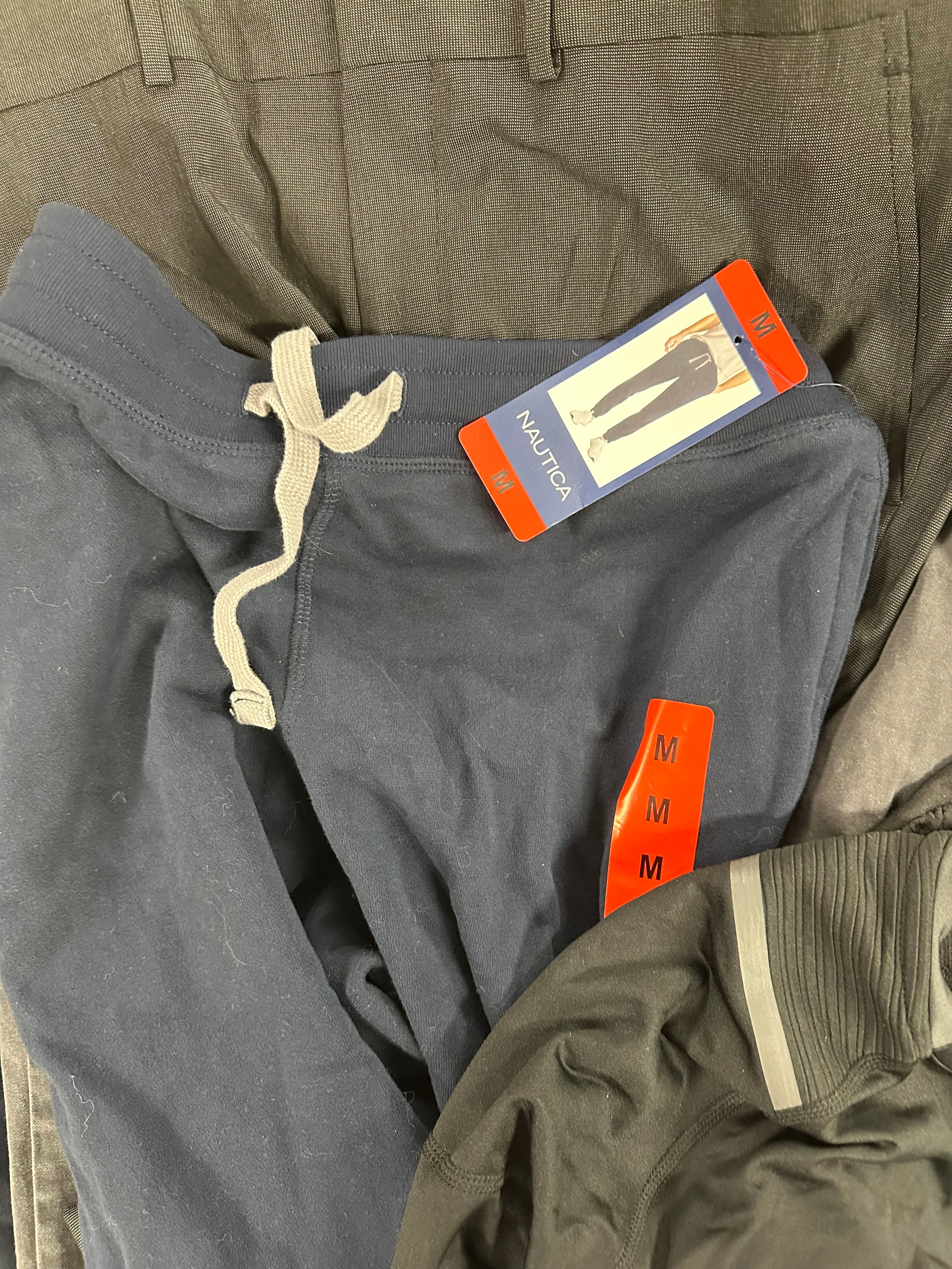 Men's Clothing Assorted Wholesale Lot, JOHN VARVATOS, NAUTICA, SPYDER, GUESS, UNDER ARMOUR, ENGLISH LAUNDRY, BUFFALO and more, 11 items, CUSTOMER RETURNS