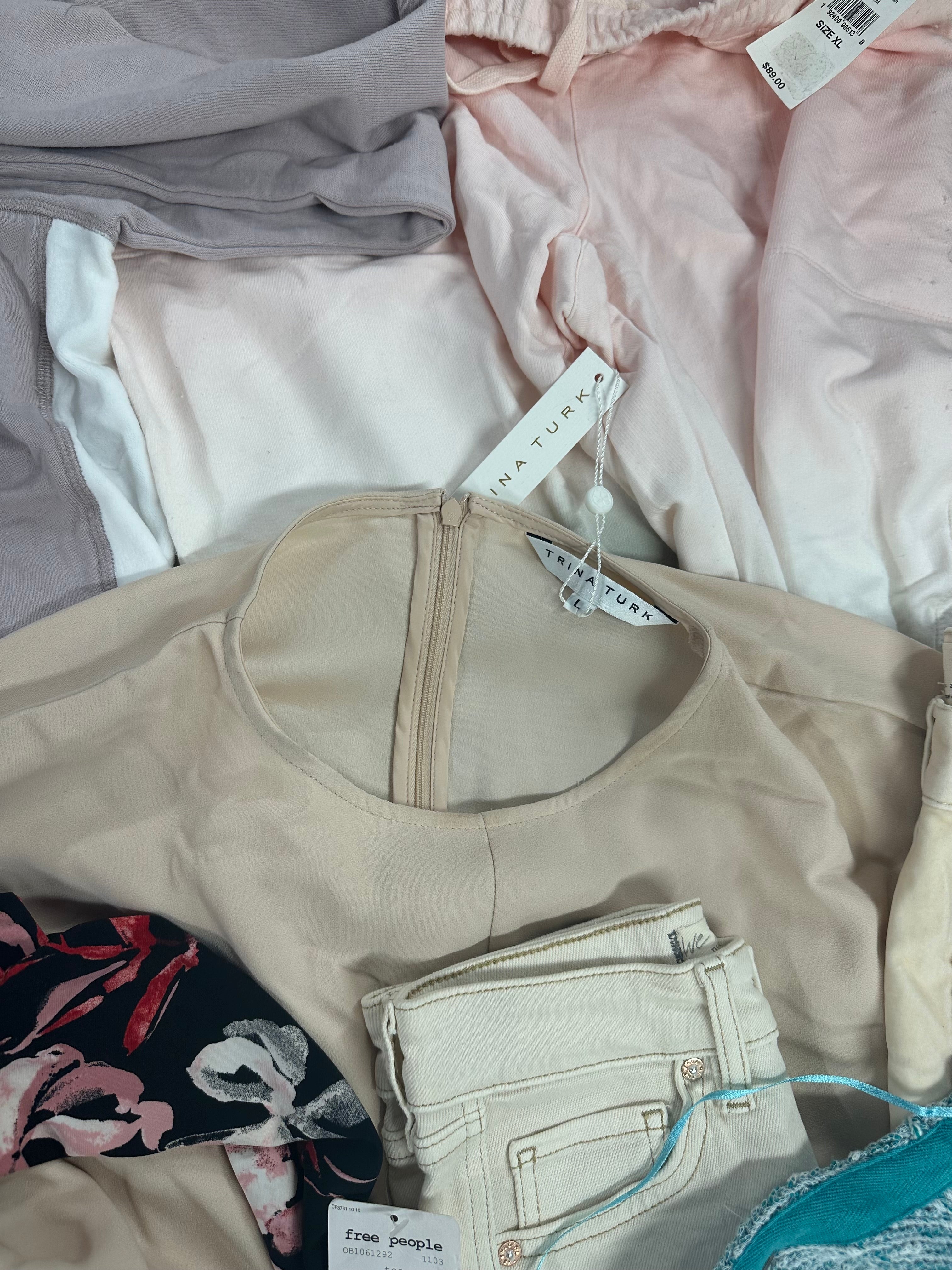 Women's Clothings Assorted Wholesale Lot, CALVIN KLEIN, TRINA TURK, FREE PEOPLE, SANCTUARY and more, 9 items, CUSTOMER RETURNS