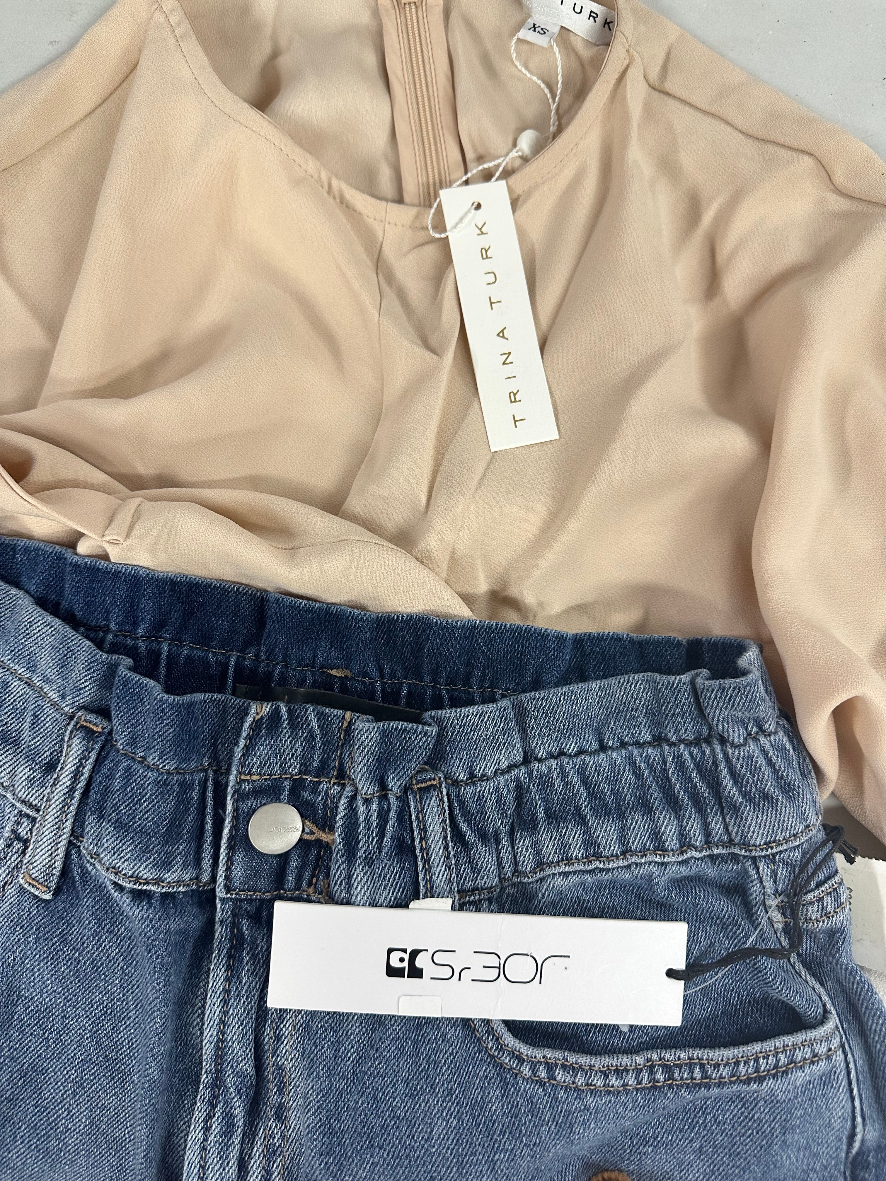 Women's Clothings Bottoms & Others Wholesale Lot, HUDSON, JOE'S JEANS, FREE PEOPLE, DKNY, TRINA TURK and more, 9 items, CUSTOMER RETURNS