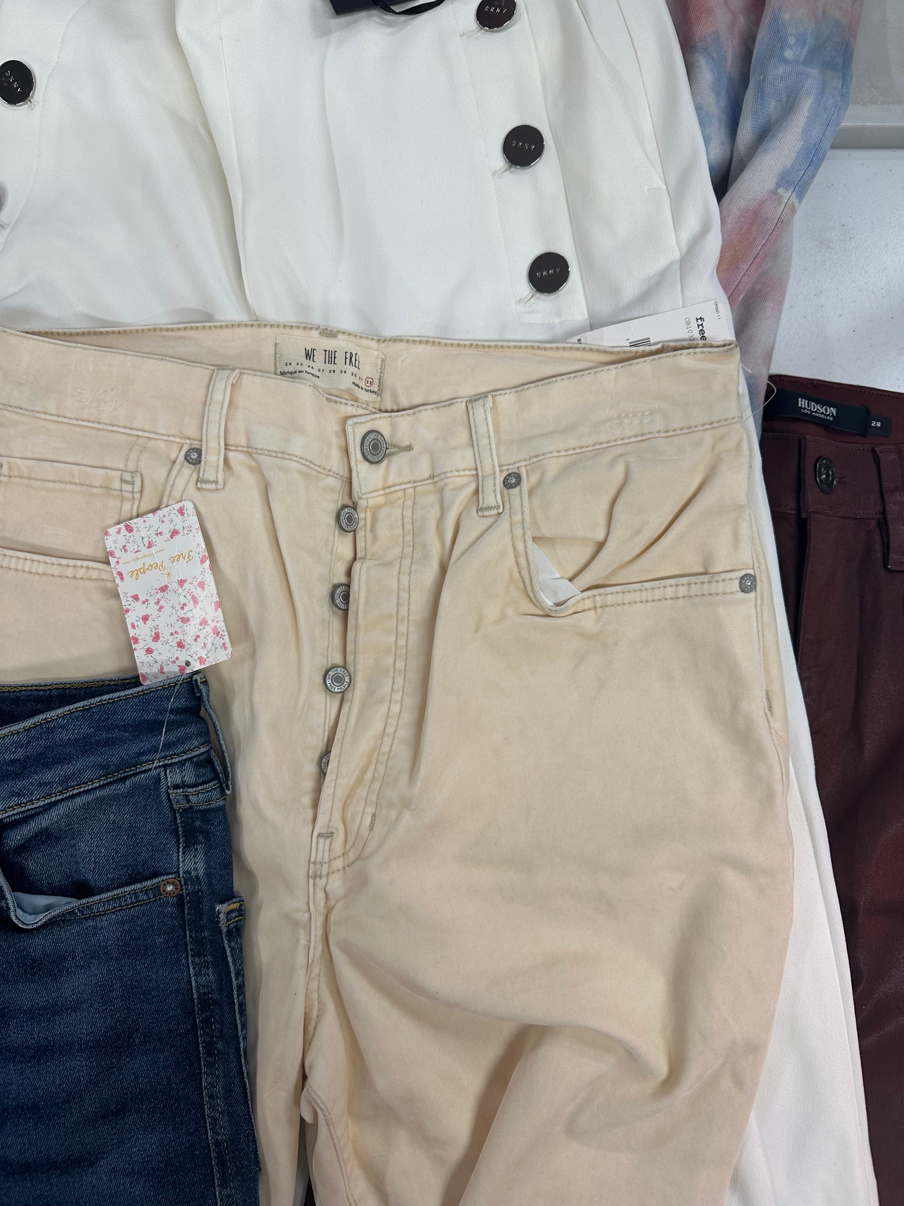 Women's Clothings Bottoms & Others Wholesale Lot, HUDSON, JOE'S JEANS, FREE PEOPLE, DKNY, TRINA TURK and more, 9 items, CUSTOMER RETURNS