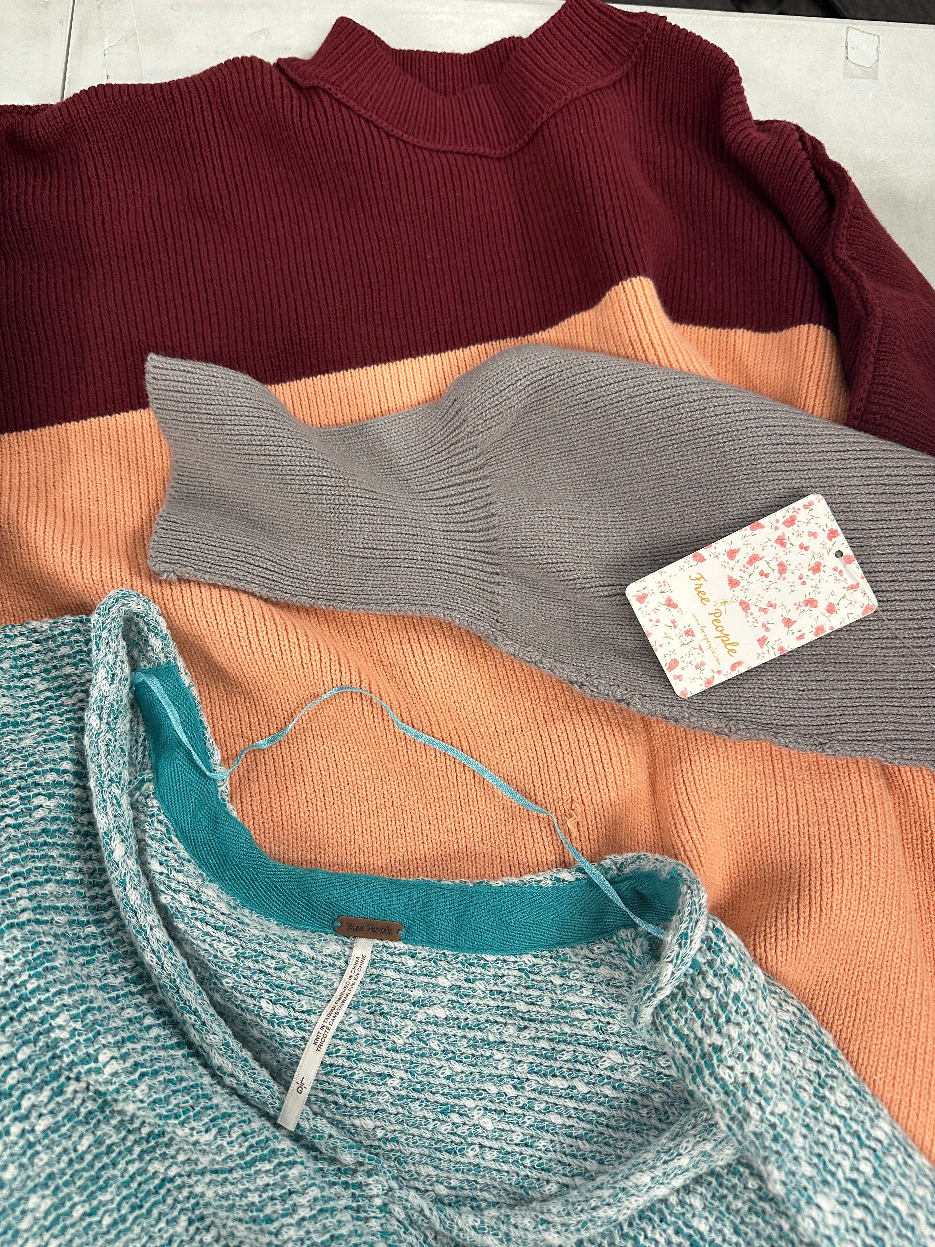 Women's Clothings Sweaters & Pants Wholesale Lot, FREE PEOPLE, CALVIN KLEIN,SANCTUARY, 8 items, CUSTOMER RETURNS