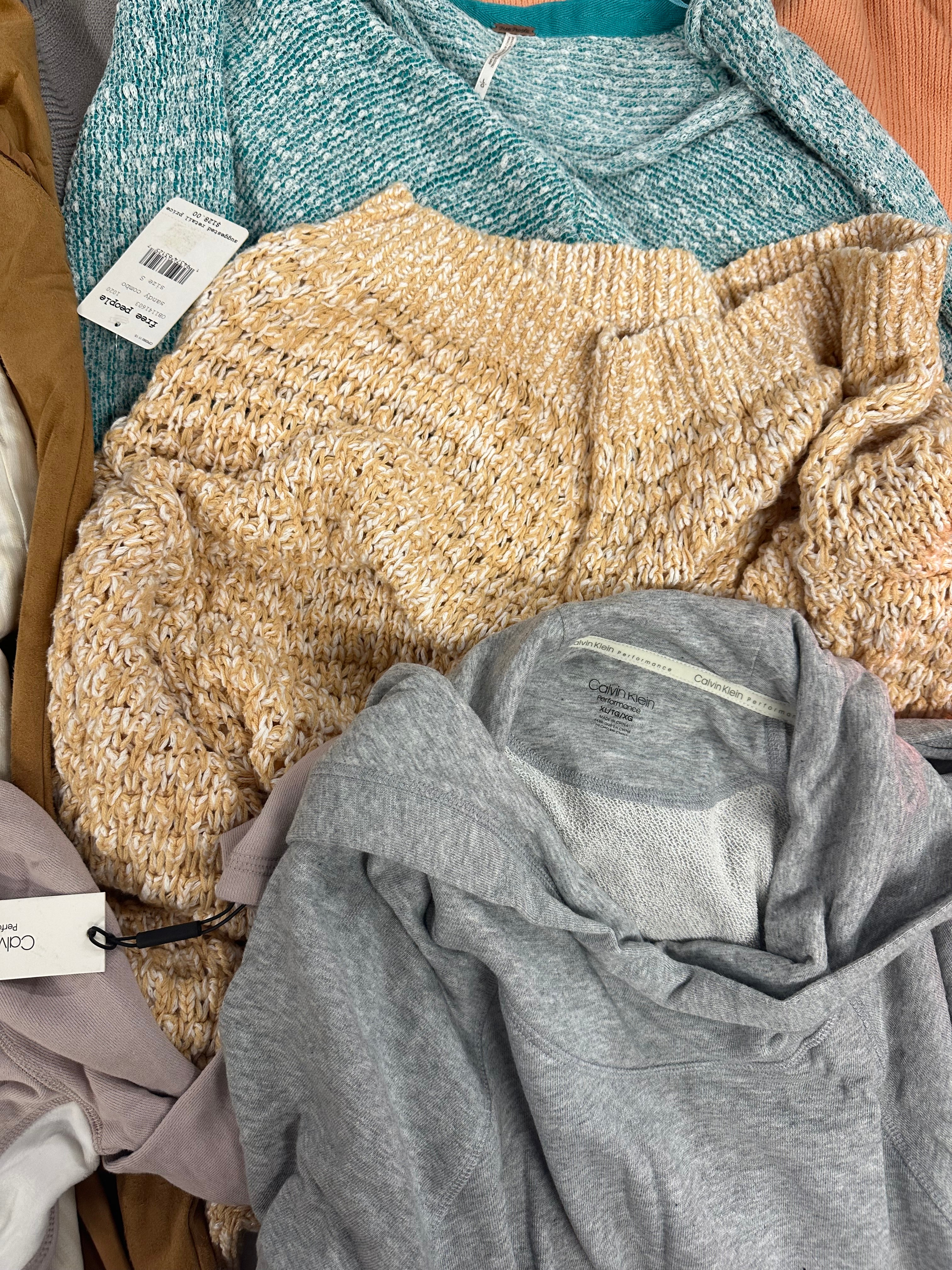 Women's Clothings Sweaters & Pants Wholesale Lot, FREE PEOPLE, CALVIN KLEIN,SANCTUARY, 8 items, CUSTOMER RETURNS