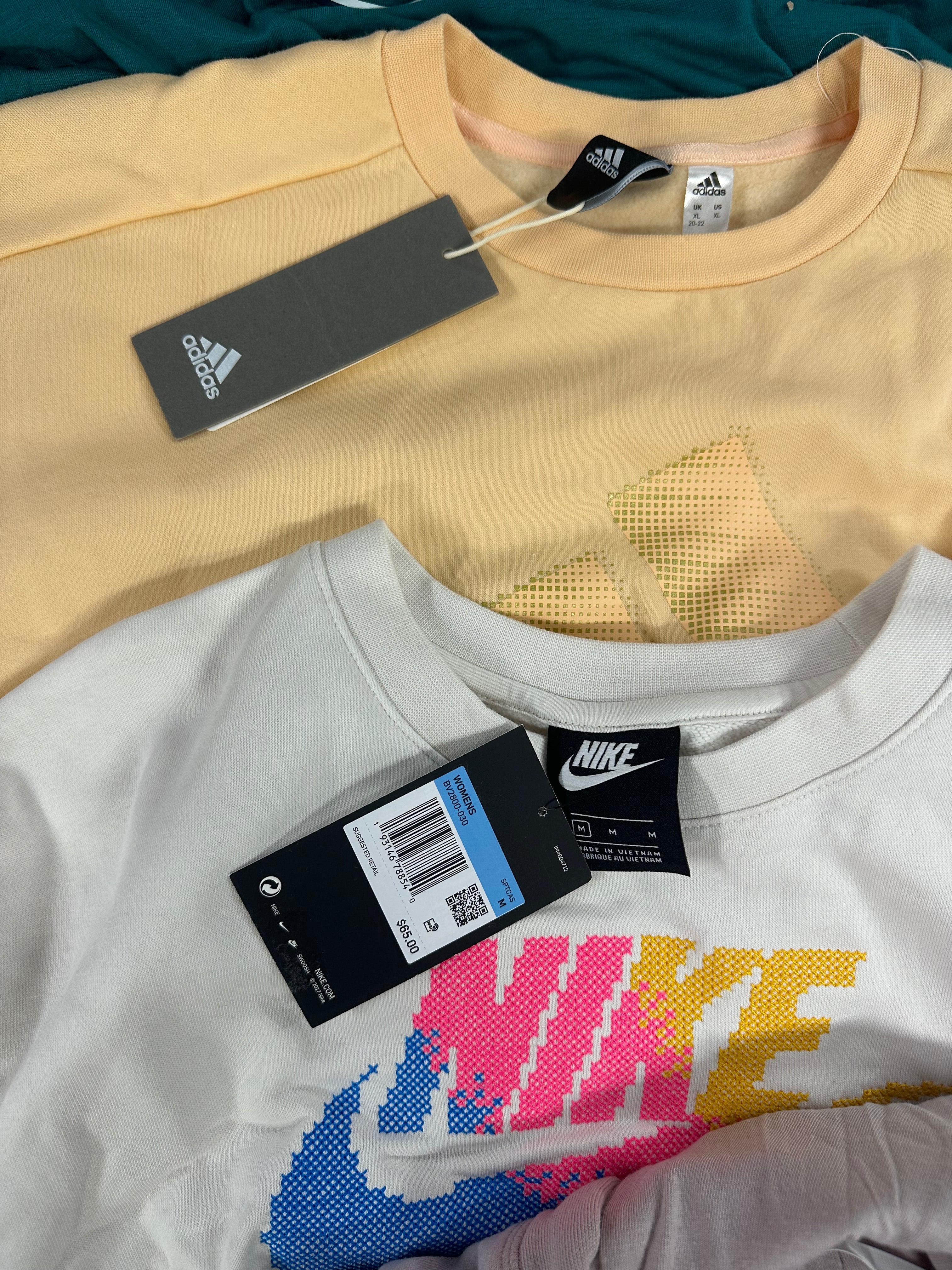 Women's Clothings Assorted Wholesale Lot, GUESS, CALVIN KLEIN, CHAMPION, ADIDAS, NIKE, 32 DEGREES and more, 13 items, CUSTOMER RETURNS