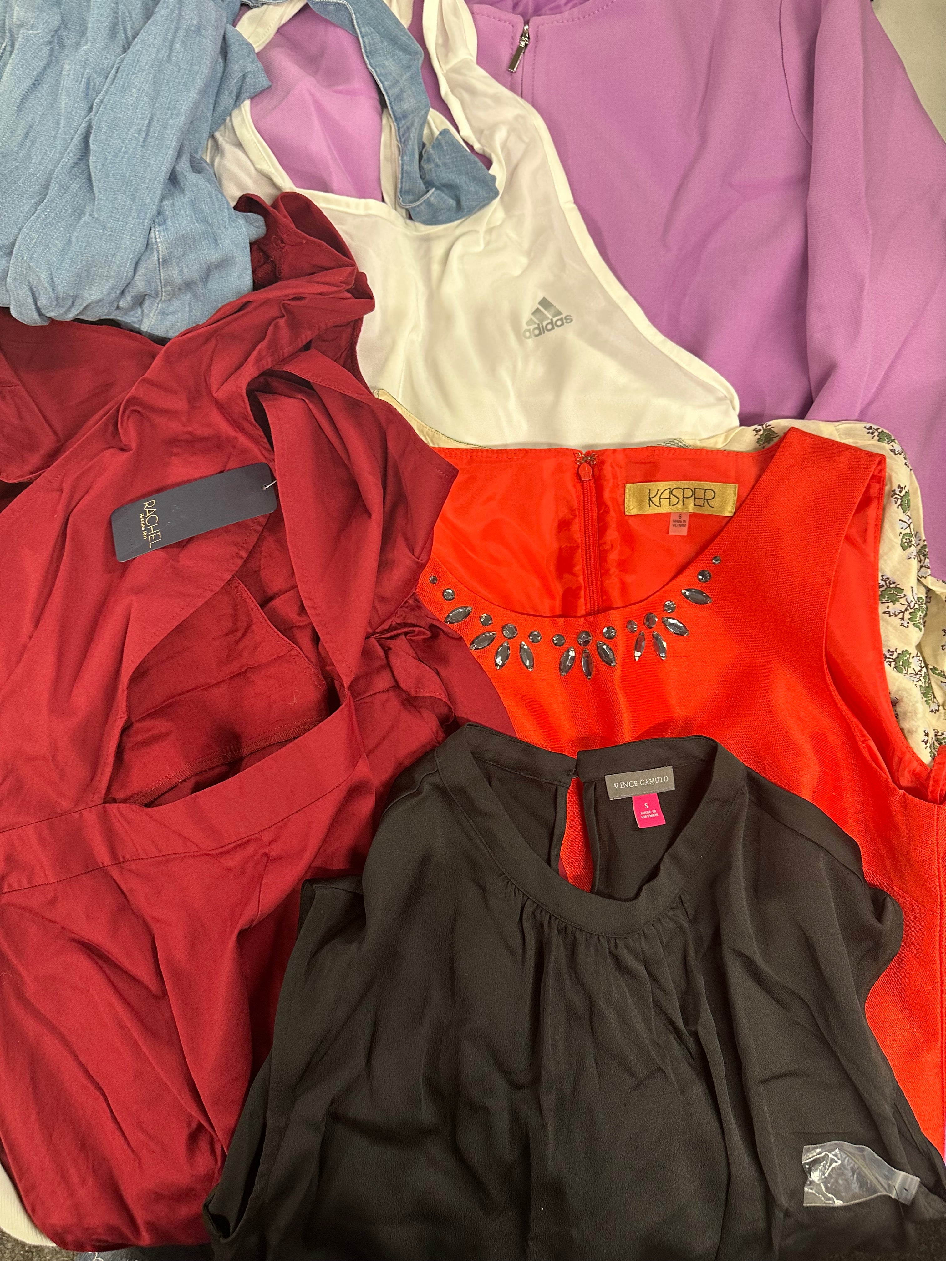 Women's Clothings Assorted Wholesale Lot, LUCKY BRAND, MICHAEL KORS, FREE PEOPLE, ADIDAS, CALVIN KLEIN, RACHEL ROY and more, 14 items, CUSTOMER RETURNS