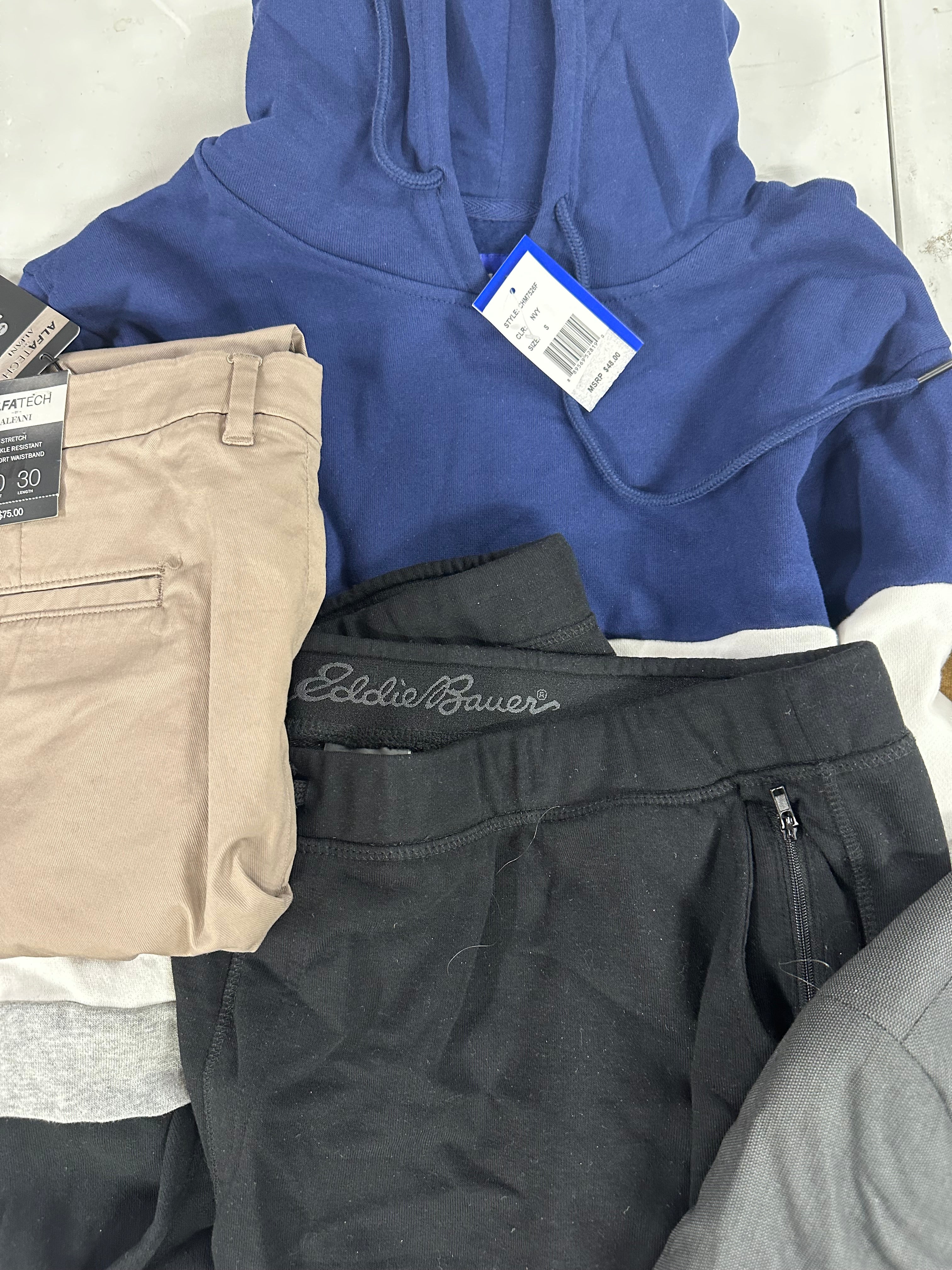 Men's Clothings Assorted Wholesale Lot, HOGGAR, MICHAEL KORS, PENFIELD, TASSO ELBA, CALVIN KLEIN, AZARO UOMO and more, 11 items, CUSTOMER RETURNS