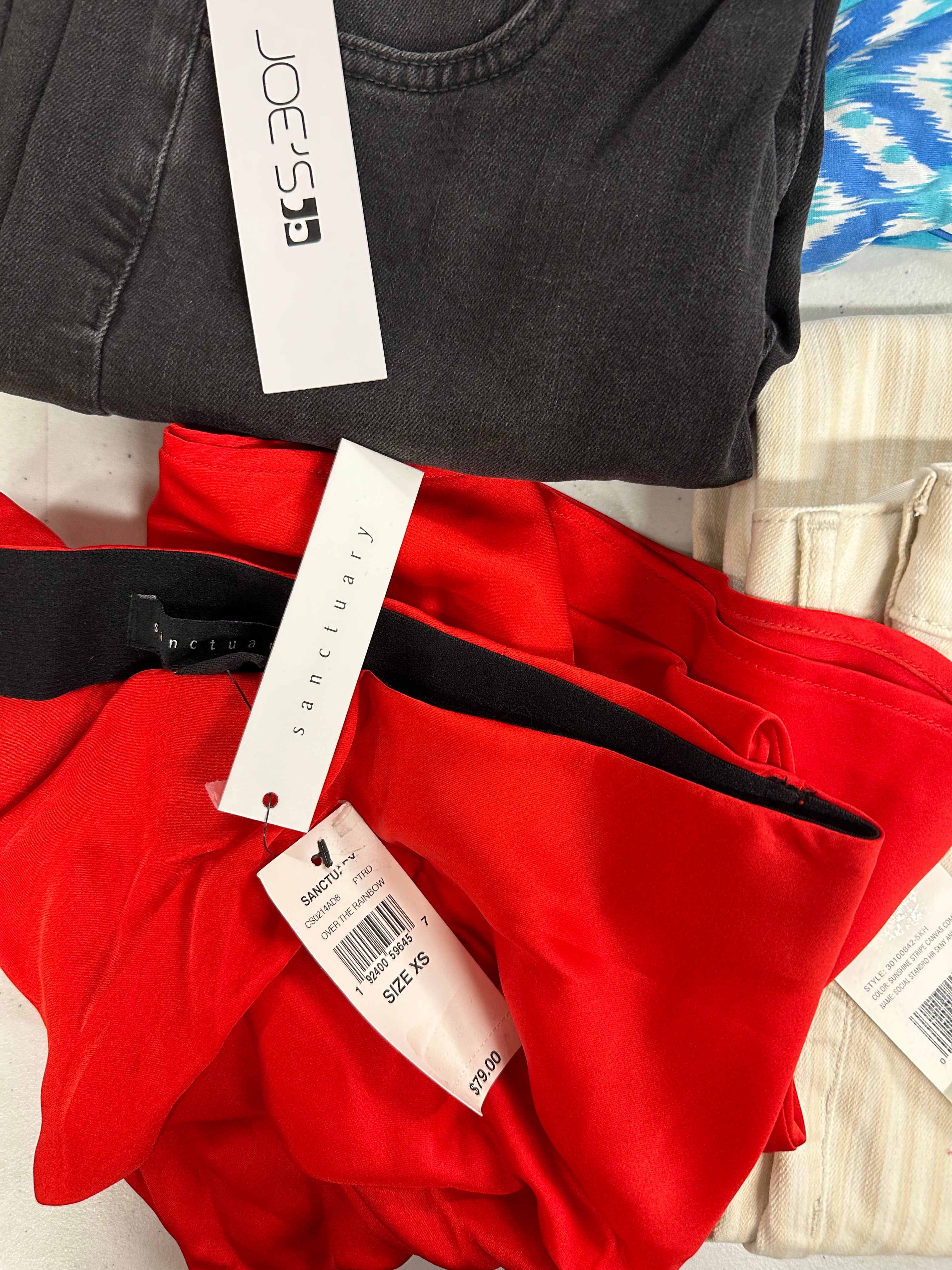 Women's Clothings Assorted Wholesale Lot, RALPH LAUREN, DKNY, FREE PEOPLE, ADIDAS, SANCTUAR and more, 14 items, CUSTOMER RETURNS