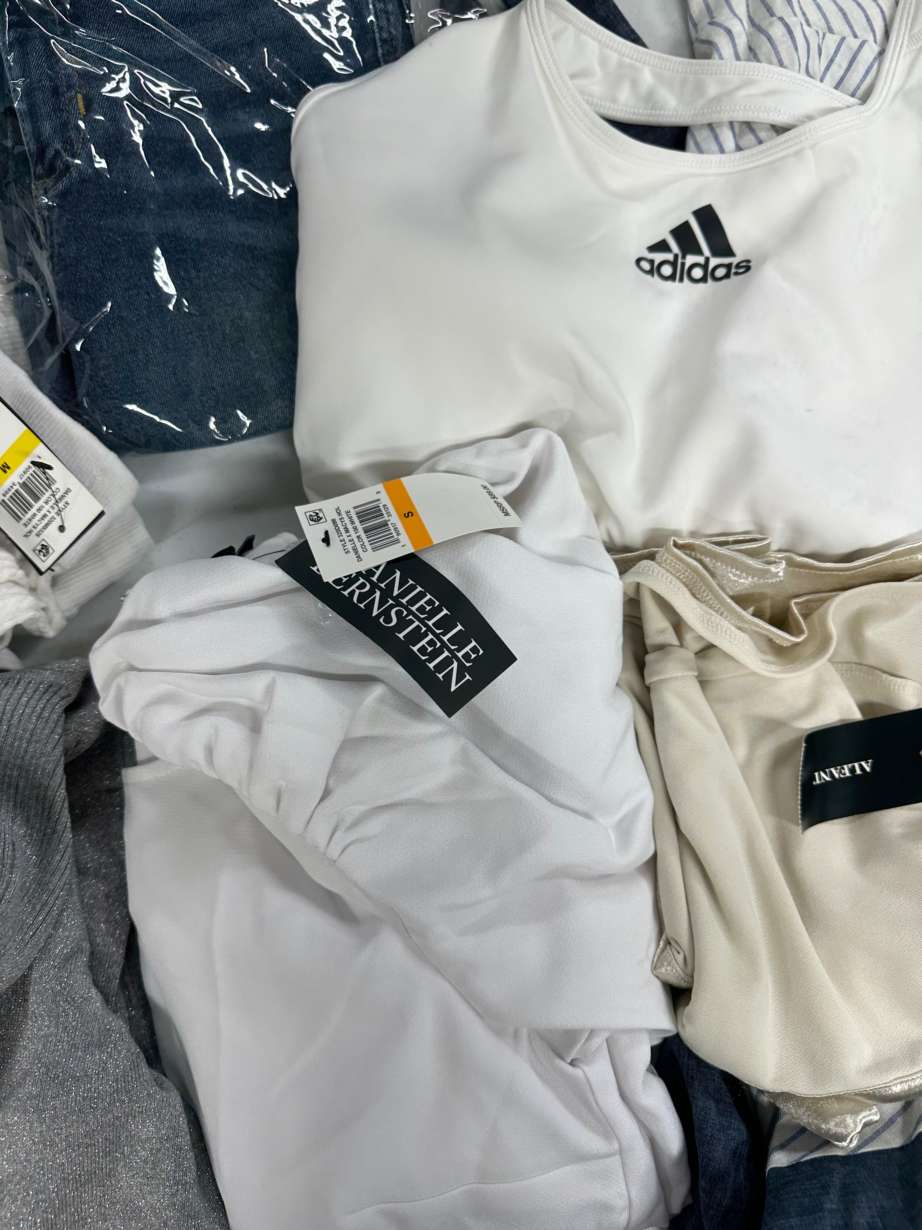 Women's Clothing Assorted Wholesale Lot, DKNY, CALVIN KLEIN, FREE PEOPLE, ADIDAS, ALFANI and more, 12 items, CUSTOMER RETURNS