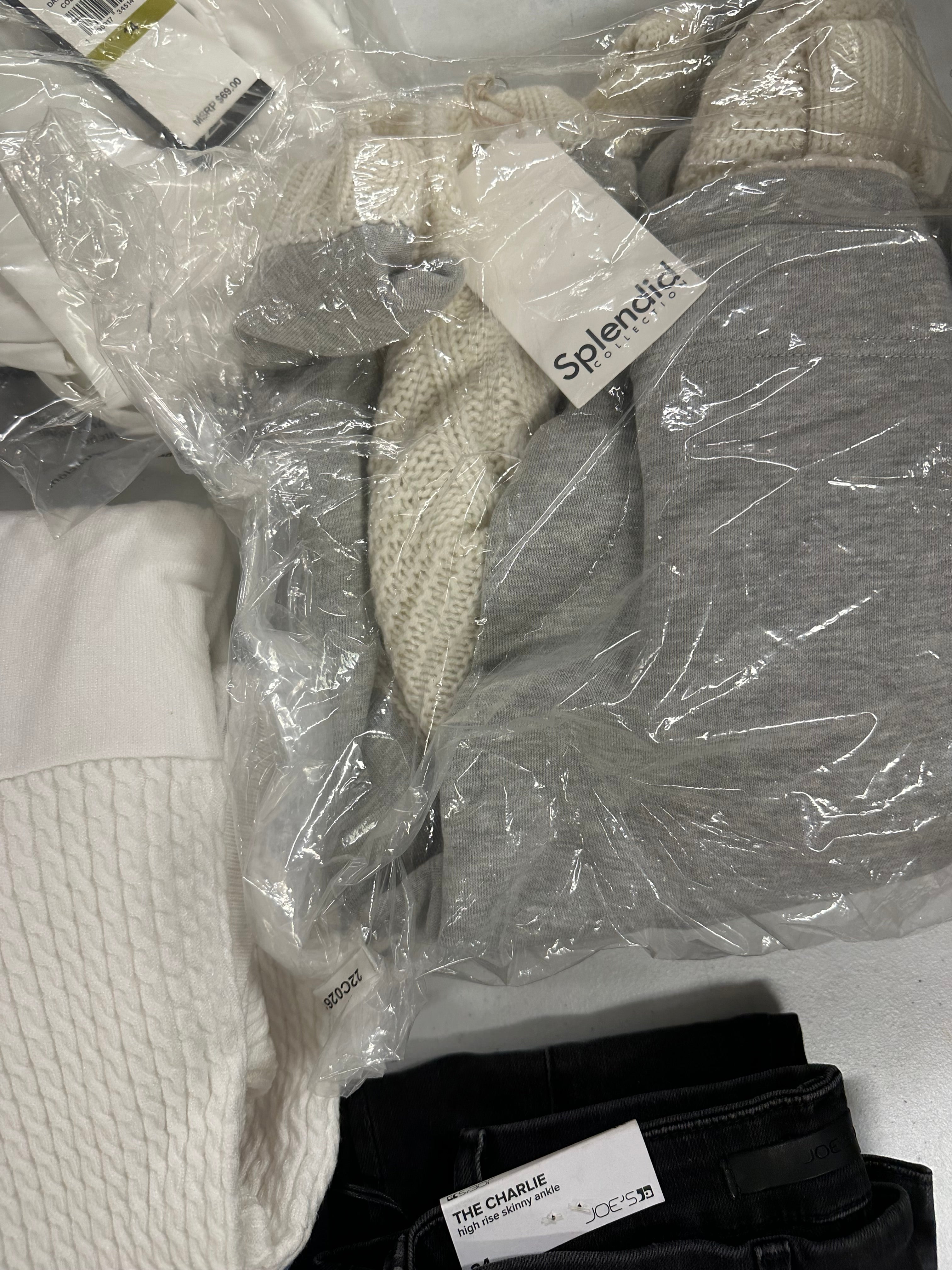 Women's Clothing Assorted Wholesale Lot, JOE'S JEANS, SPLENDID, DKNY, FREE PEOPLE, VINCE CAMUTO, CALVIN KLEIN and more, 18 items, CUSTOMER RETURNS