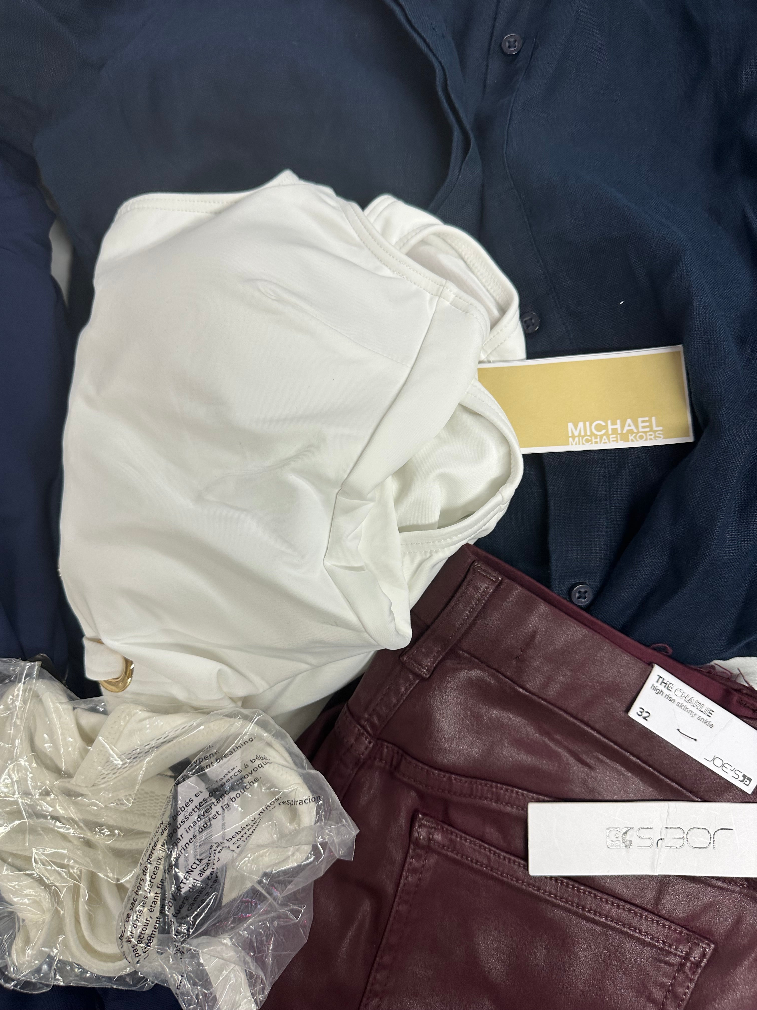 Women's Clothing Assorted Wholesale Lot, POLO RALPH LAUREN, MICHAEL KORS, JOE'S JEANS, DKNY, BEBE, CALVIN KLEIN, ONIAand more, 16 items, CUSTOMER RETURNS