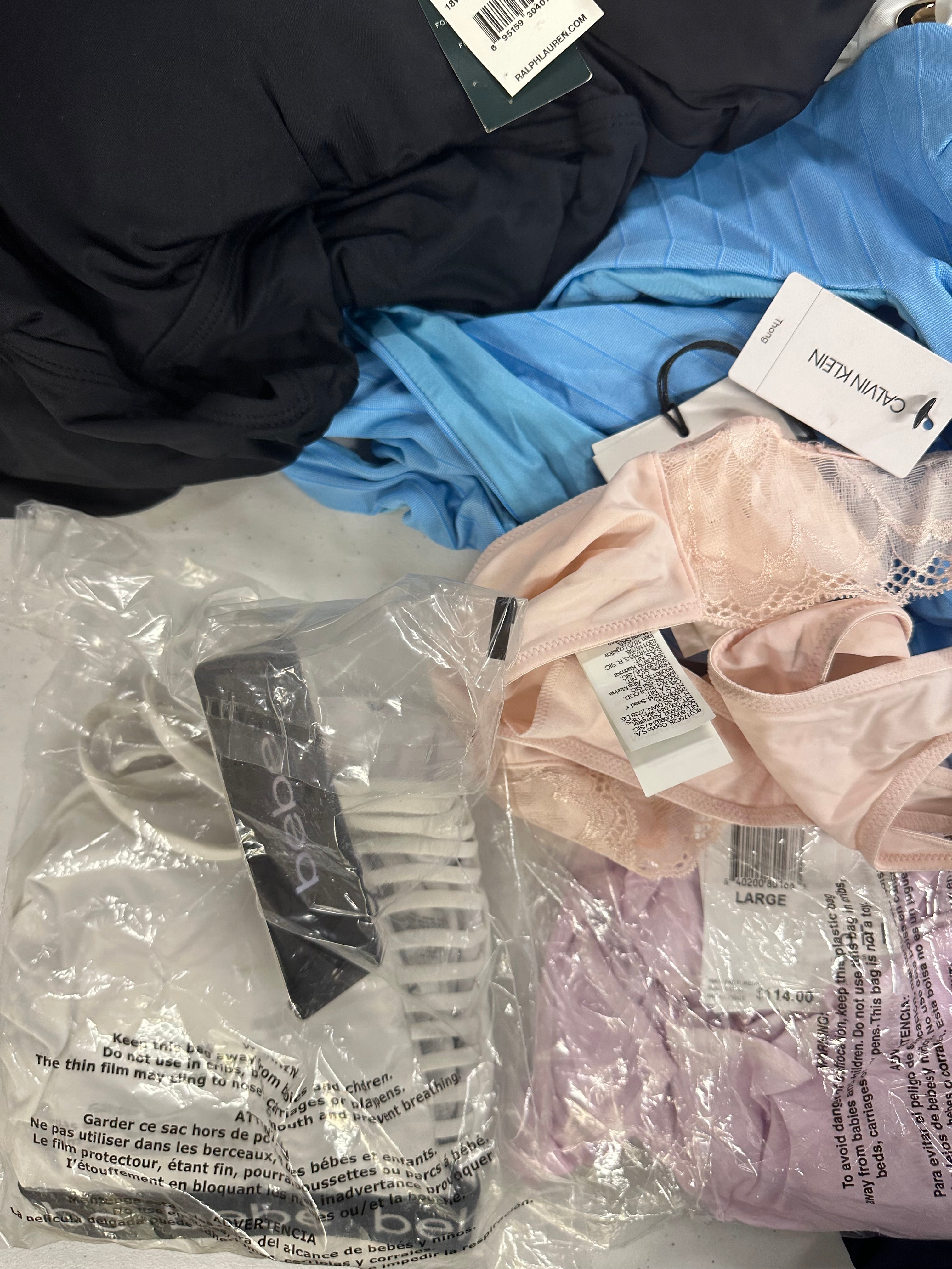 Women's Clothing Assorted Wholesale Lot, POLO RALPH LAUREN, MICHAEL KORS, JOE'S JEANS, DKNY, BEBE, CALVIN KLEIN, ONIAand more, 16 items, CUSTOMER RETURNS