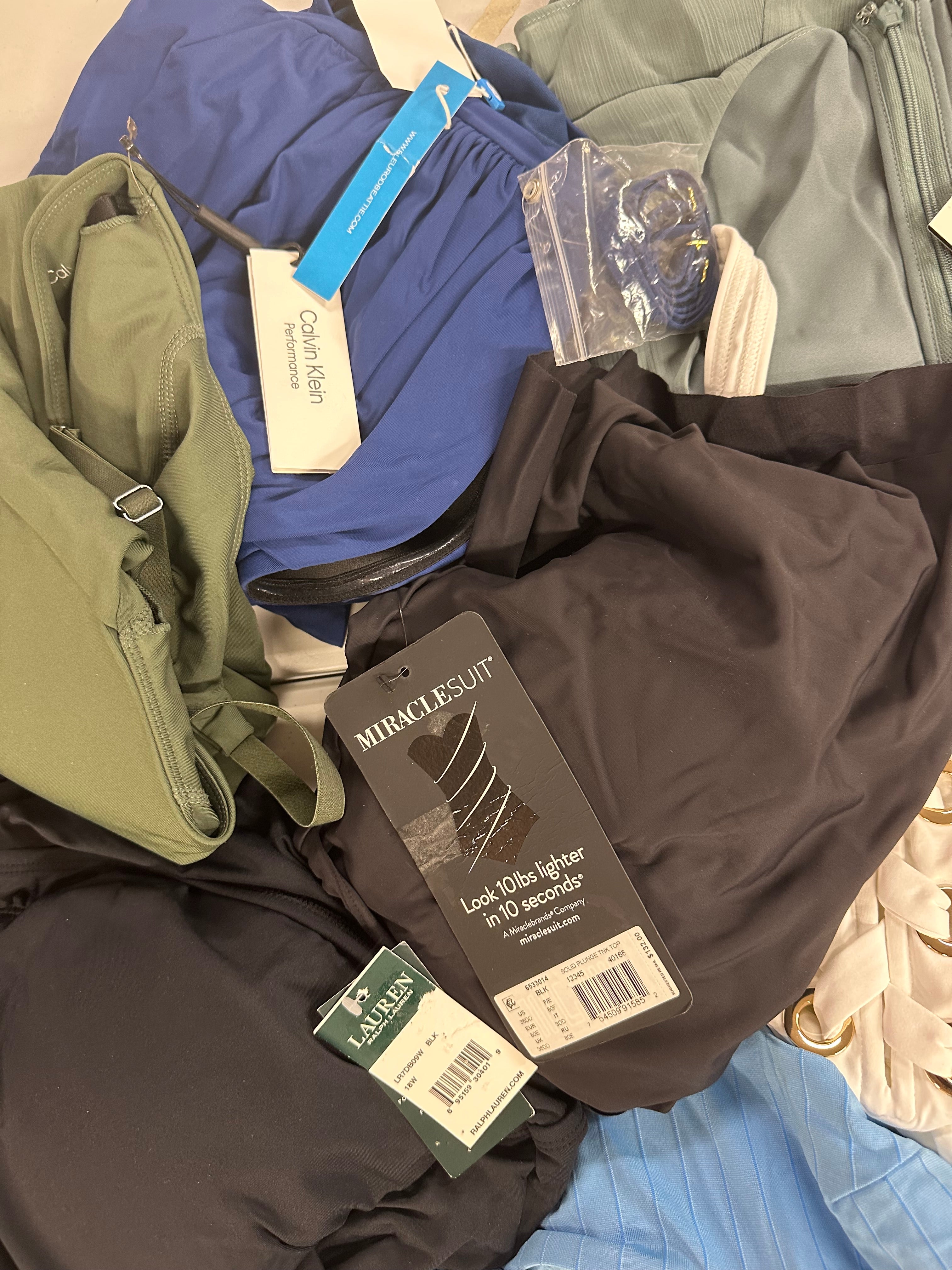 Women's Clothing Assorted Wholesale Lot, POLO RALPH LAUREN, MICHAEL KORS, JOE'S JEANS, DKNY, BEBE, CALVIN KLEIN, ONIAand more, 16 items, CUSTOMER RETURNS