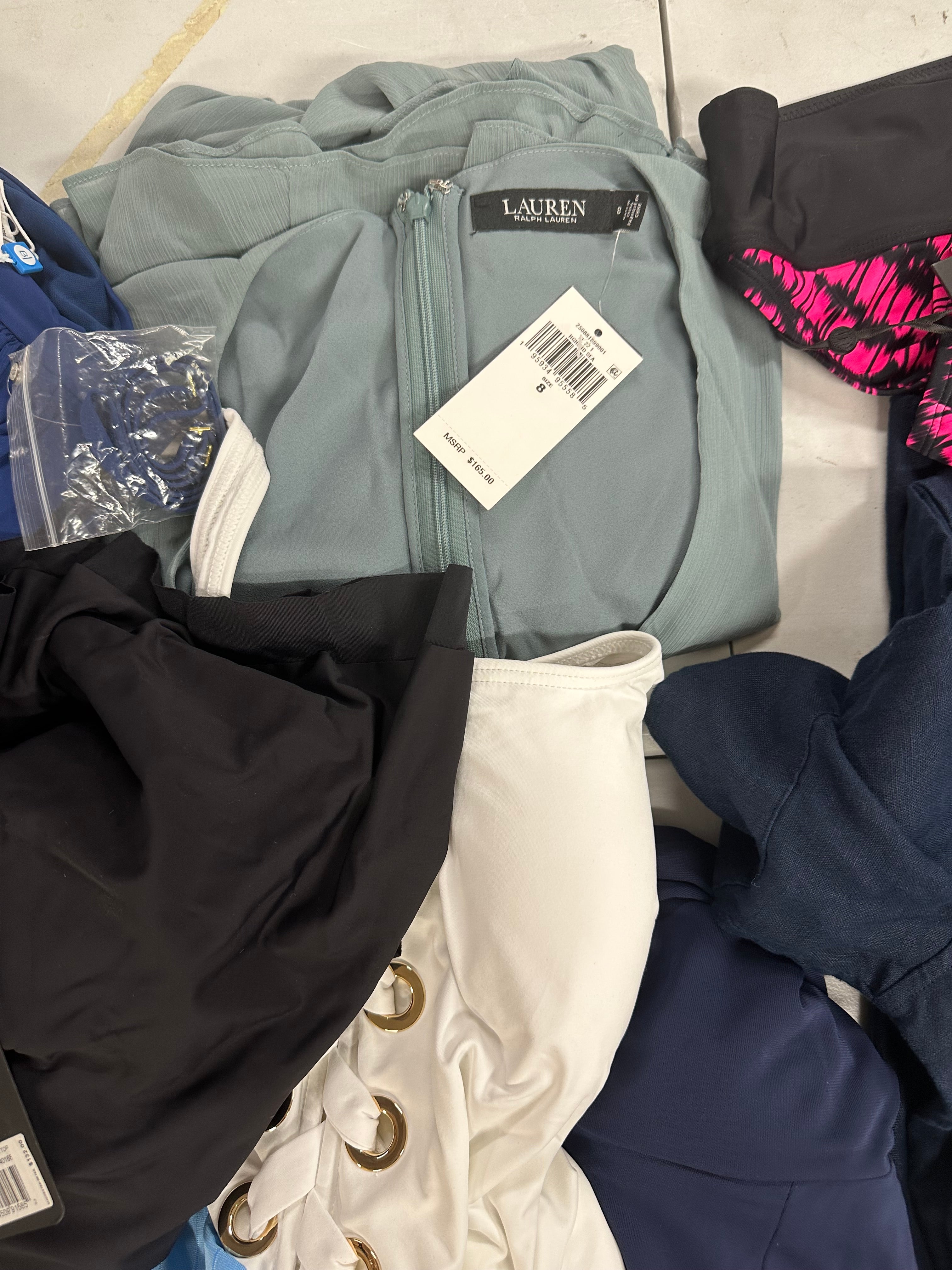 Women's Clothing Assorted Wholesale Lot, POLO RALPH LAUREN, MICHAEL KORS, JOE'S JEANS, DKNY, BEBE, CALVIN KLEIN, ONIAand more, 16 items, CUSTOMER RETURNS