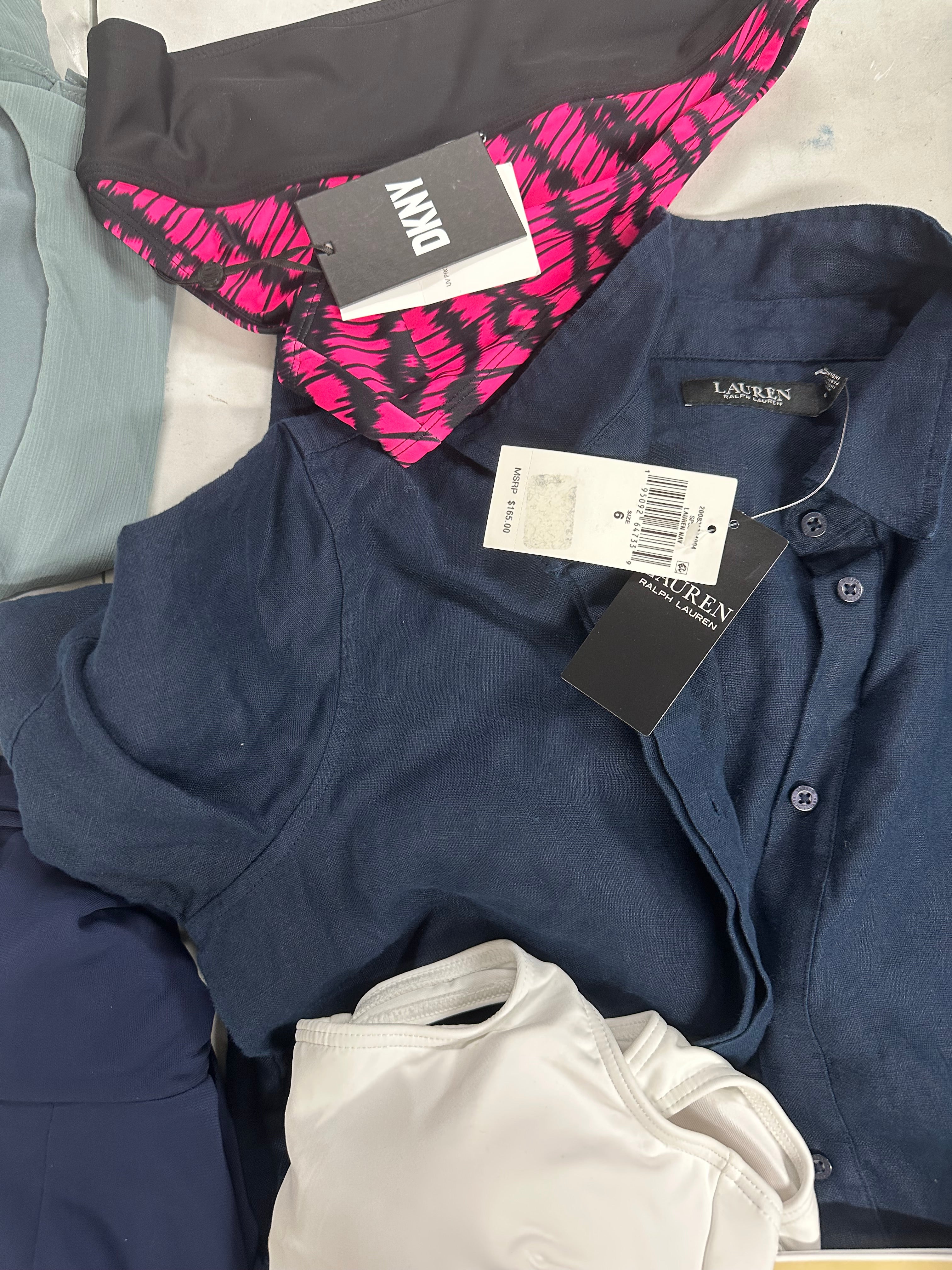 Women's Clothing Assorted Wholesale Lot, POLO RALPH LAUREN, MICHAEL KORS, JOE'S JEANS, DKNY, BEBE, CALVIN KLEIN, ONIAand more, 16 items, CUSTOMER RETURNS