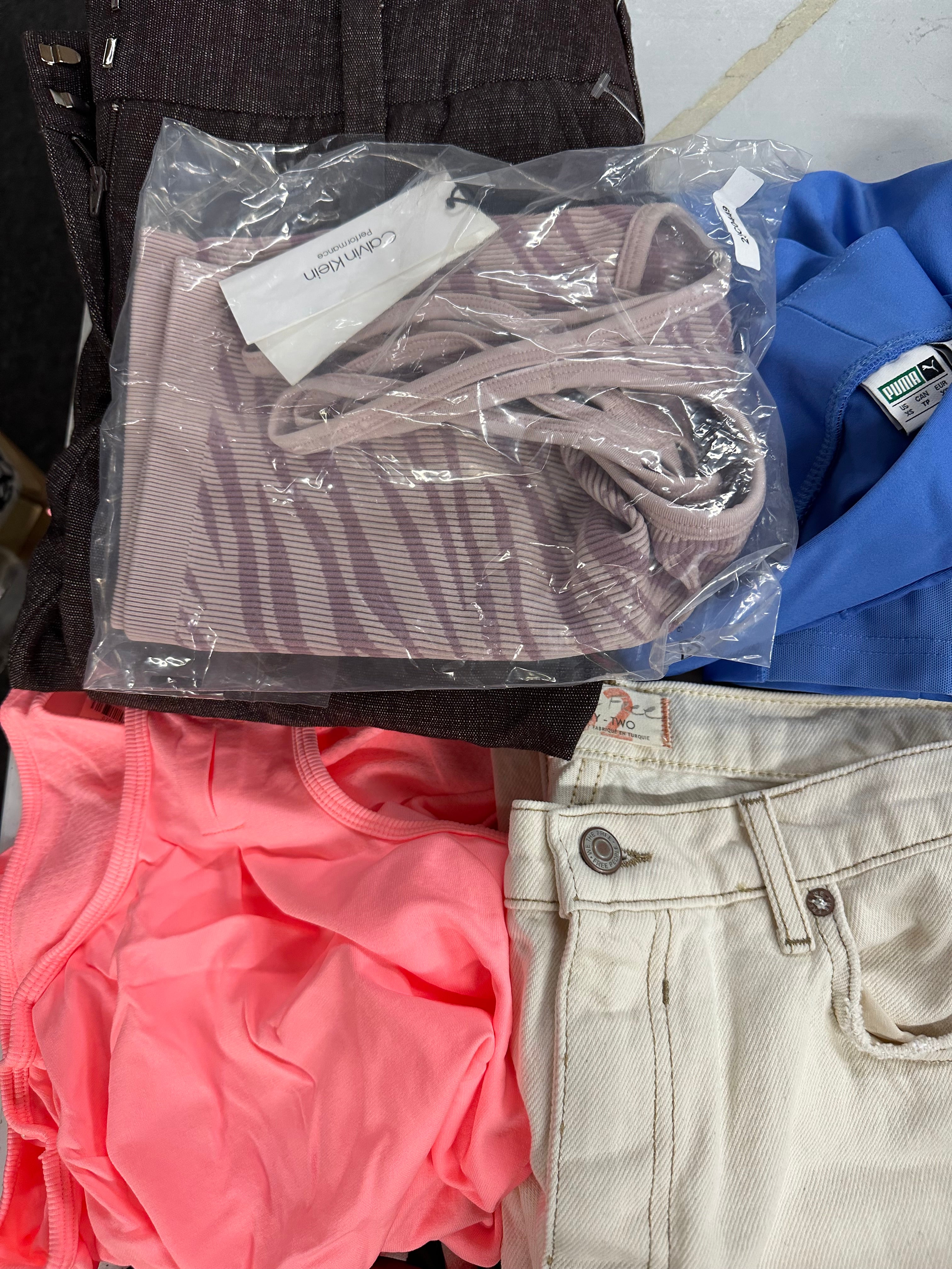 Women's Clothing Assorted Wholesale Lot, POLO RALPH LAUREN, NIKE, CHAMPION, CALVIN KLEIN, AMERICAN APPAREL, FRAME and more, 15 items, CUSTOMER RETURNS