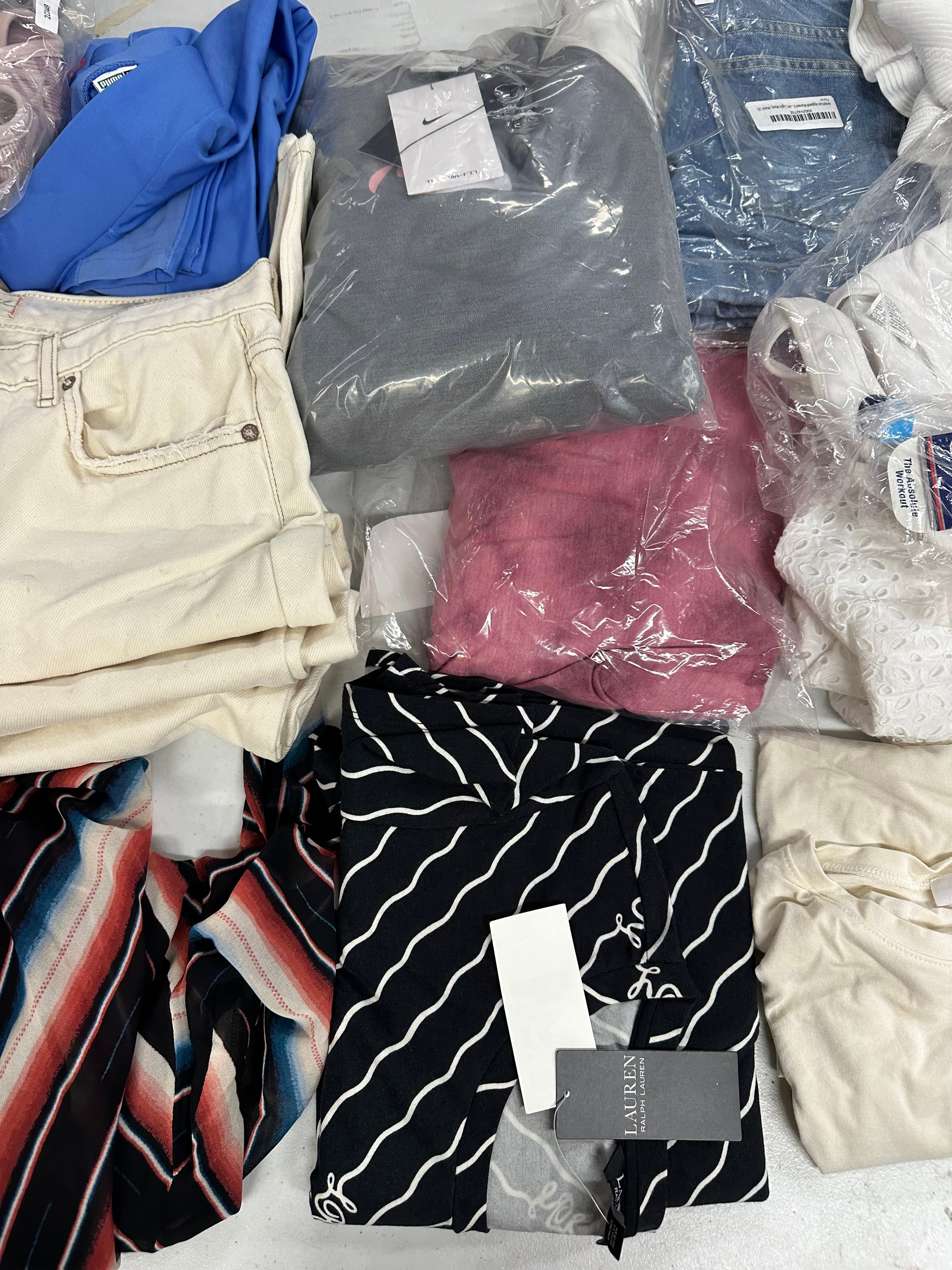 Women's Clothing Assorted Wholesale Lot, POLO RALPH LAUREN, NIKE, CHAMPION, CALVIN KLEIN, AMERICAN APPAREL, FRAME and more, 15 items, CUSTOMER RETURNS