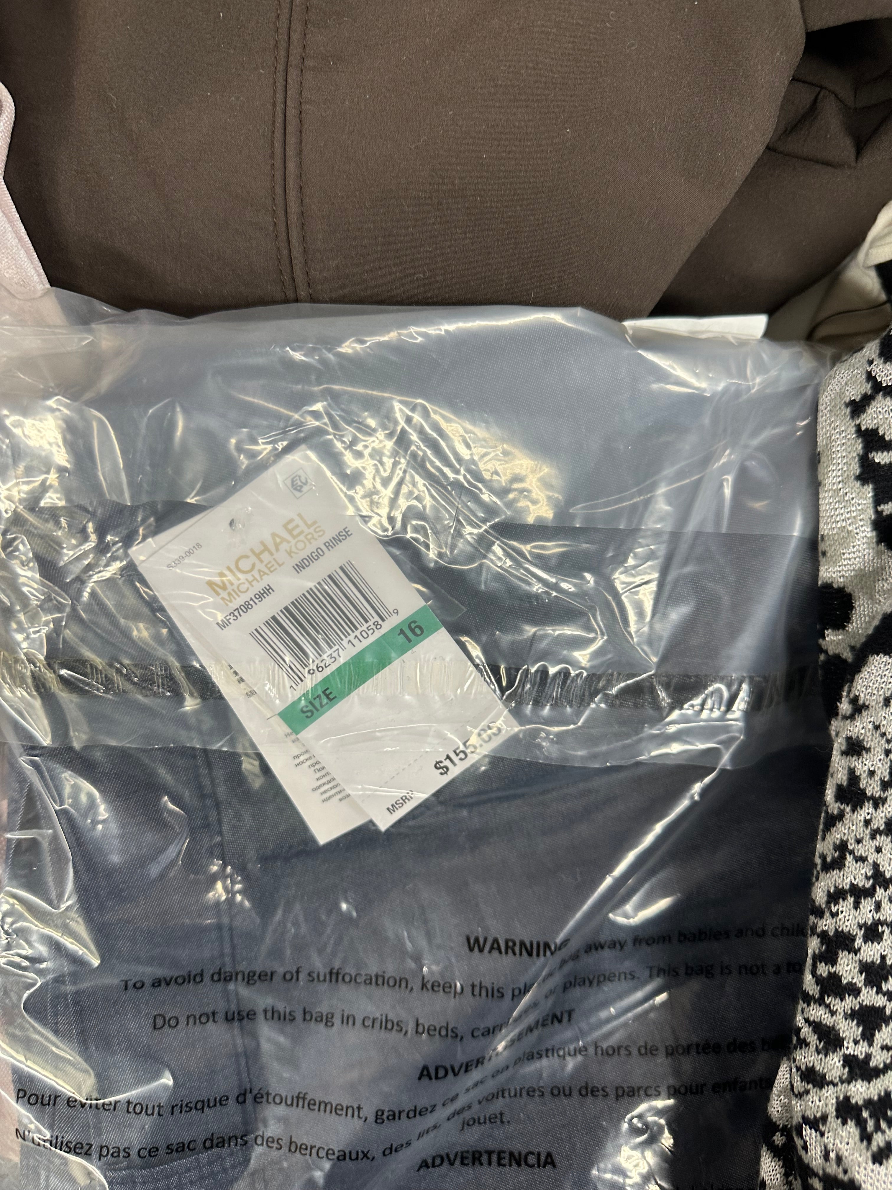 Women's Clothings Assorted Wholesale Lot, MICHAEL KORS, RALPH LAUREN, KASPER, THE NORTH FACE, CALVIN KLEIN, CHAMPION and more, 12 items, CUSTOMER RETURNS