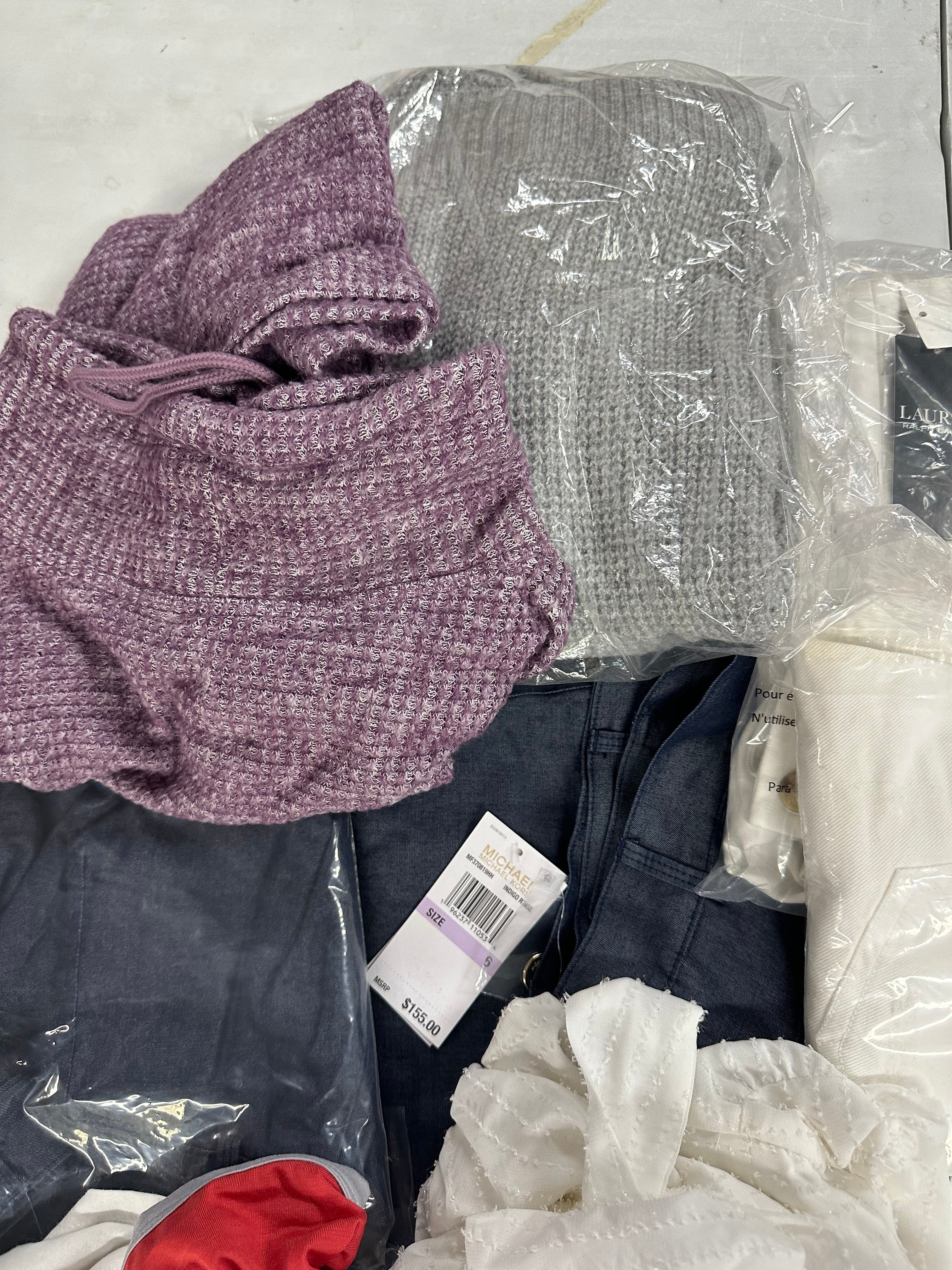 Women's Clothings Assorted Wholesale Lot, LAUREN RALPH LAUREN, LUCKY BRAND, MICHAEL KORS, DKNY, VINCE CAMUTO, BIRCH OUTFITTERS and more, 14 items, CUSTOMER RETURNS