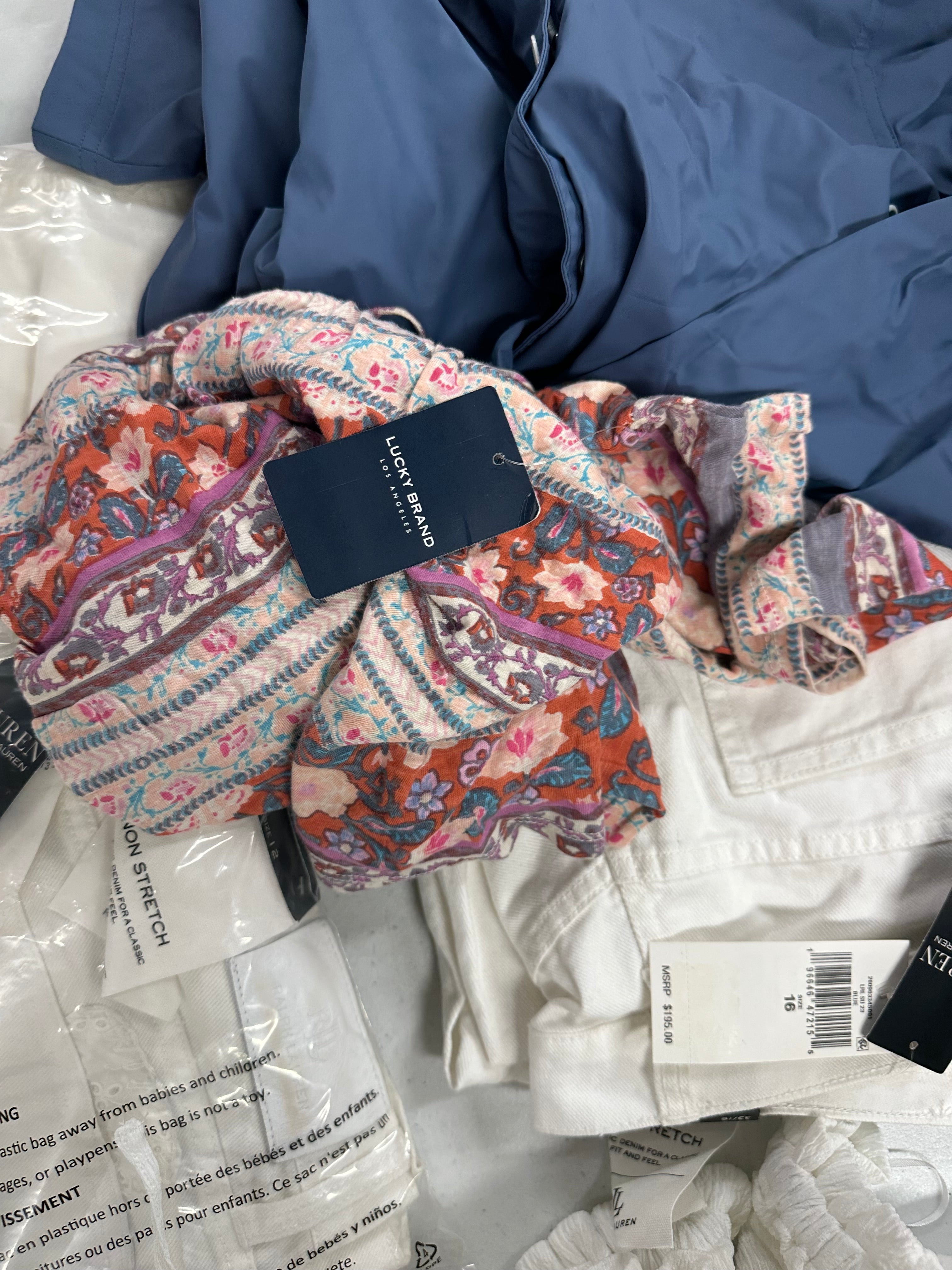 Women's Clothings Assorted Wholesale Lot, LAUREN RALPH LAUREN, LUCKY BRAND, MICHAEL KORS, DKNY, VINCE CAMUTO, BIRCH OUTFITTERS and more, 14 items, CUSTOMER RETURNS