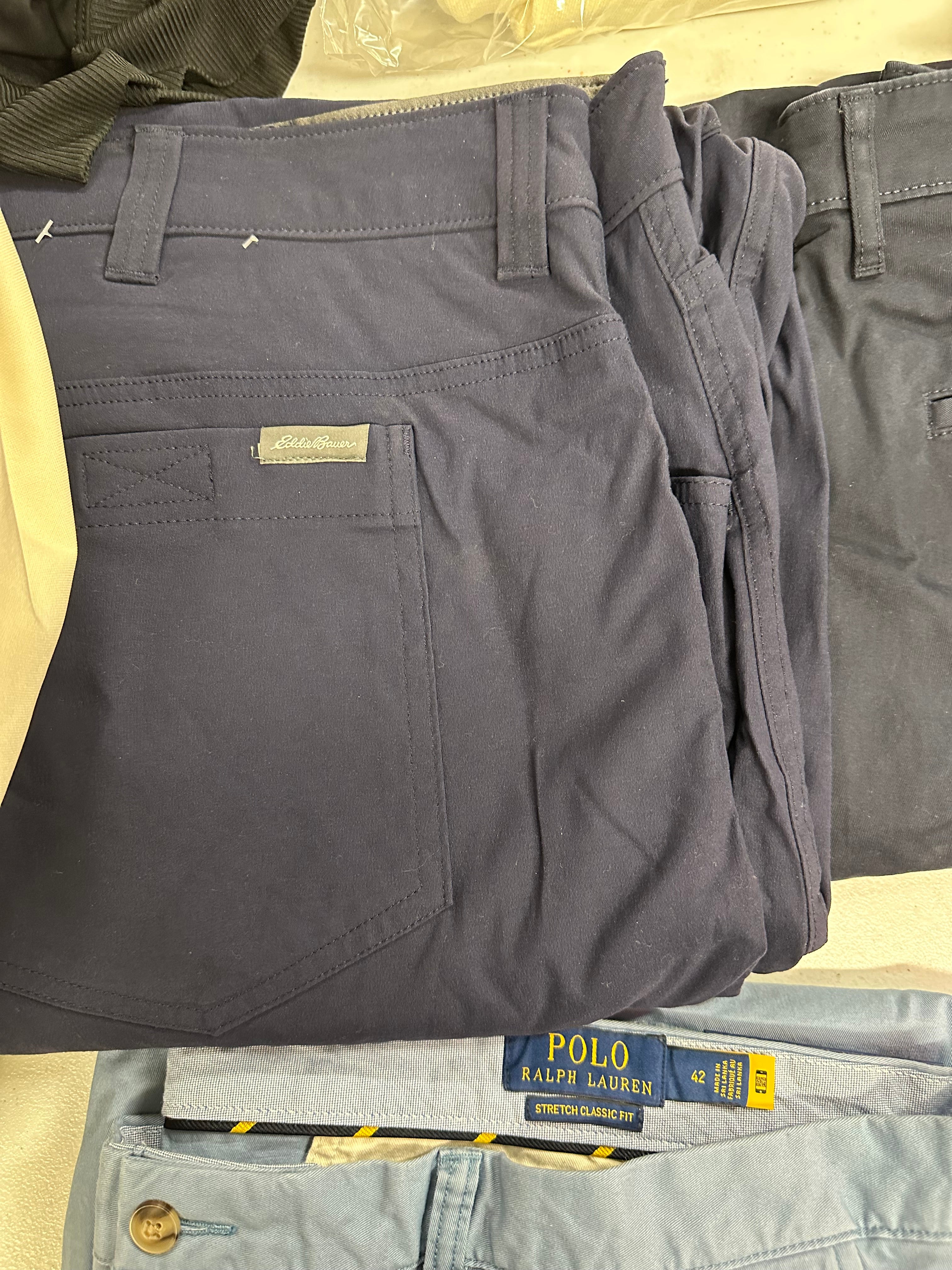 Men's Clothings Assorted Wholesale Lot, TOMMY HILFIGER, CALVIN KLEIN, POLO RALPH LAUREN, NOXS, EDDIE BAUER and more, 6 items, CUSTOMER RETURNS