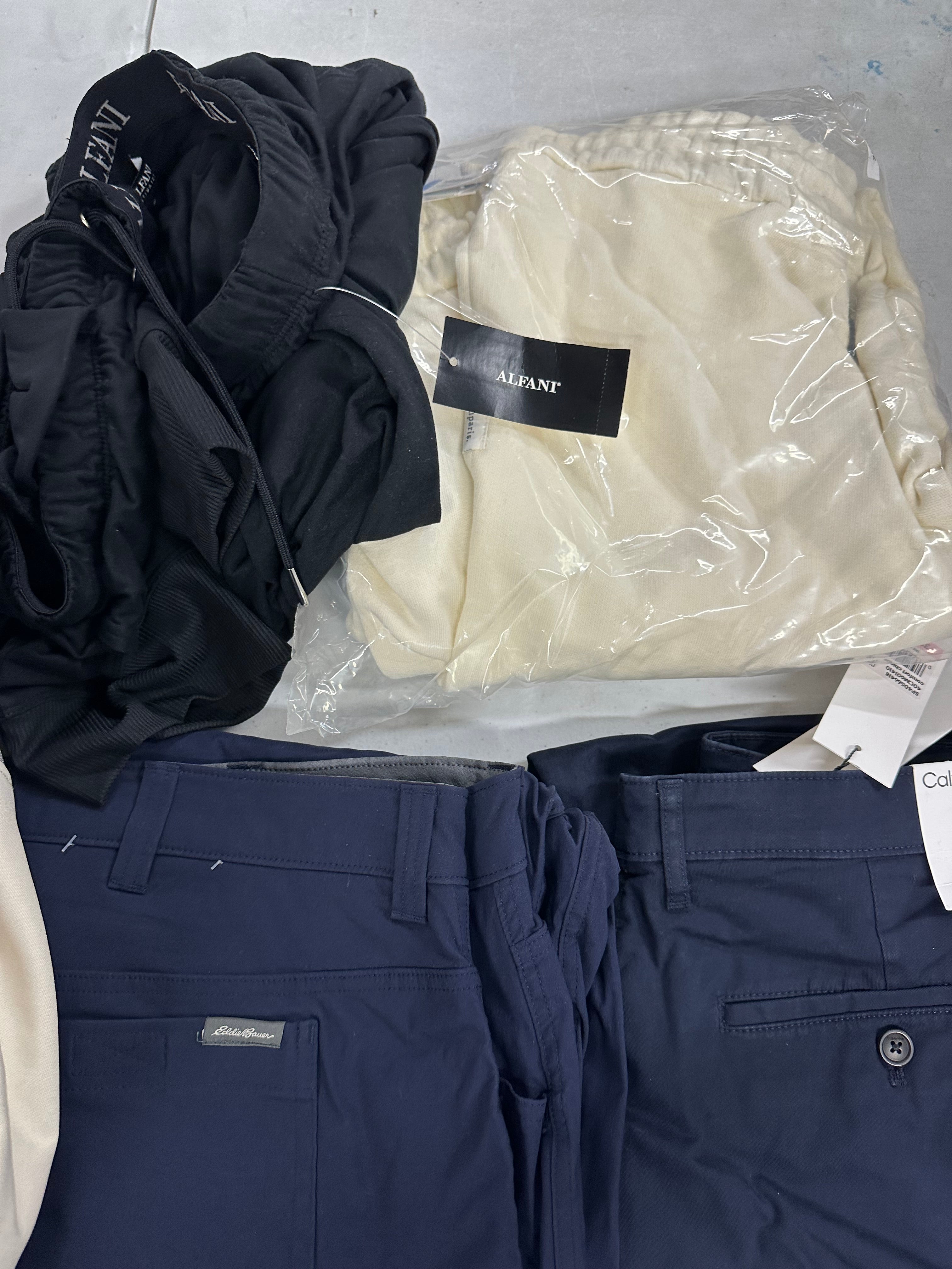Men's Clothings Assorted Wholesale Lot, TOMMY HILFIGER, CALVIN KLEIN, POLO RALPH LAUREN, NOXS, EDDIE BAUER and more, 6 items, CUSTOMER RETURNS