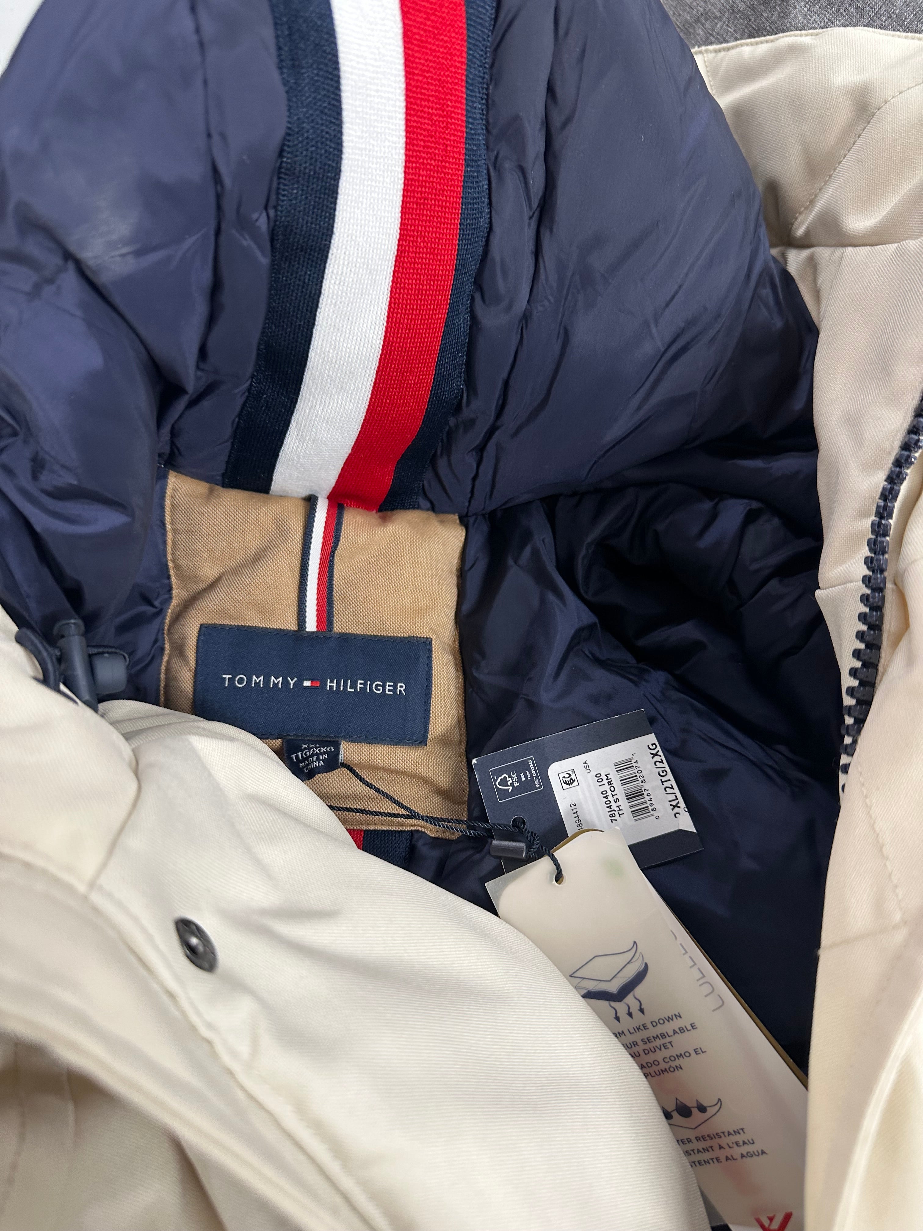 Men's Clothings Assorted Wholesale Lot, TOMMY HILFIGER, CALVIN KLEIN, POLO RALPH LAUREN, NOXS, EDDIE BAUER and more, 6 items, CUSTOMER RETURNS