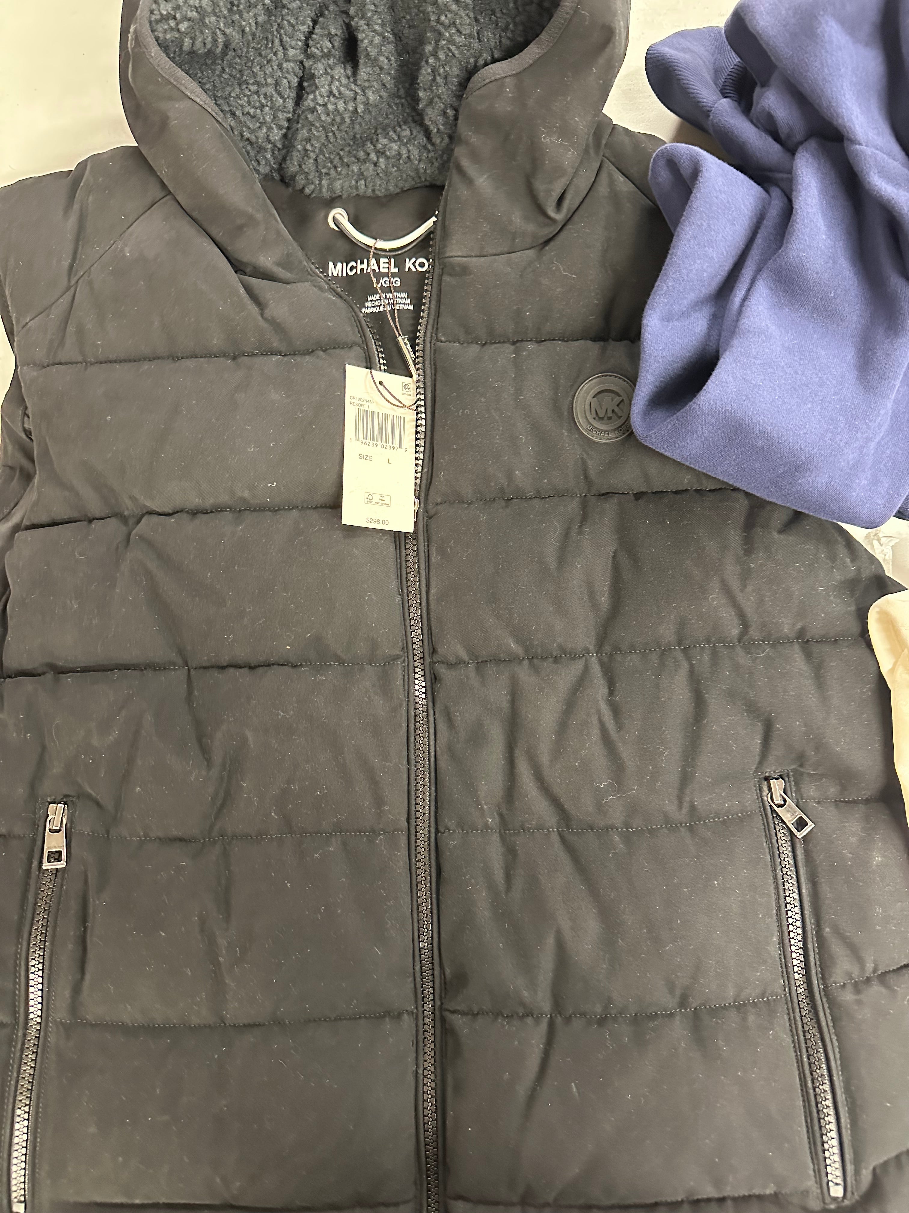 Men's Clothings Assorted Wholesale Lot, POLO RALPH LAUREN, MICHAEL KORS, CALVIN KLEIN, PUMA, TAYION  and more, 7 items, CUSTOMER RETURNS