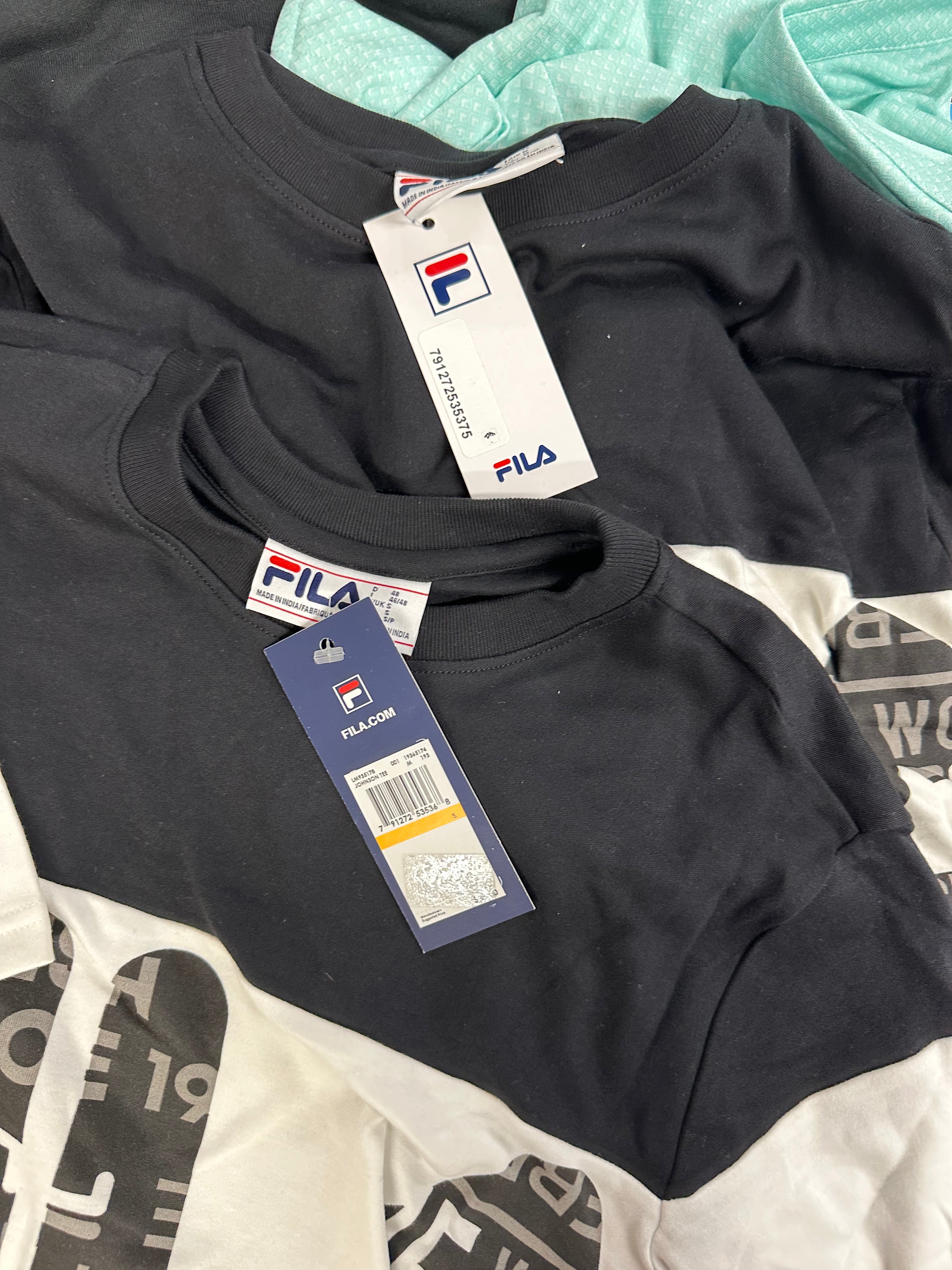 Men's Clothing Tops and Other Wholesale Lot, PENGUIN, FILA, PGA TOUR, DKNY, LEVI'S, KID DANGEROUS and more, 14 items, Shelf Pulls, MSRP $937