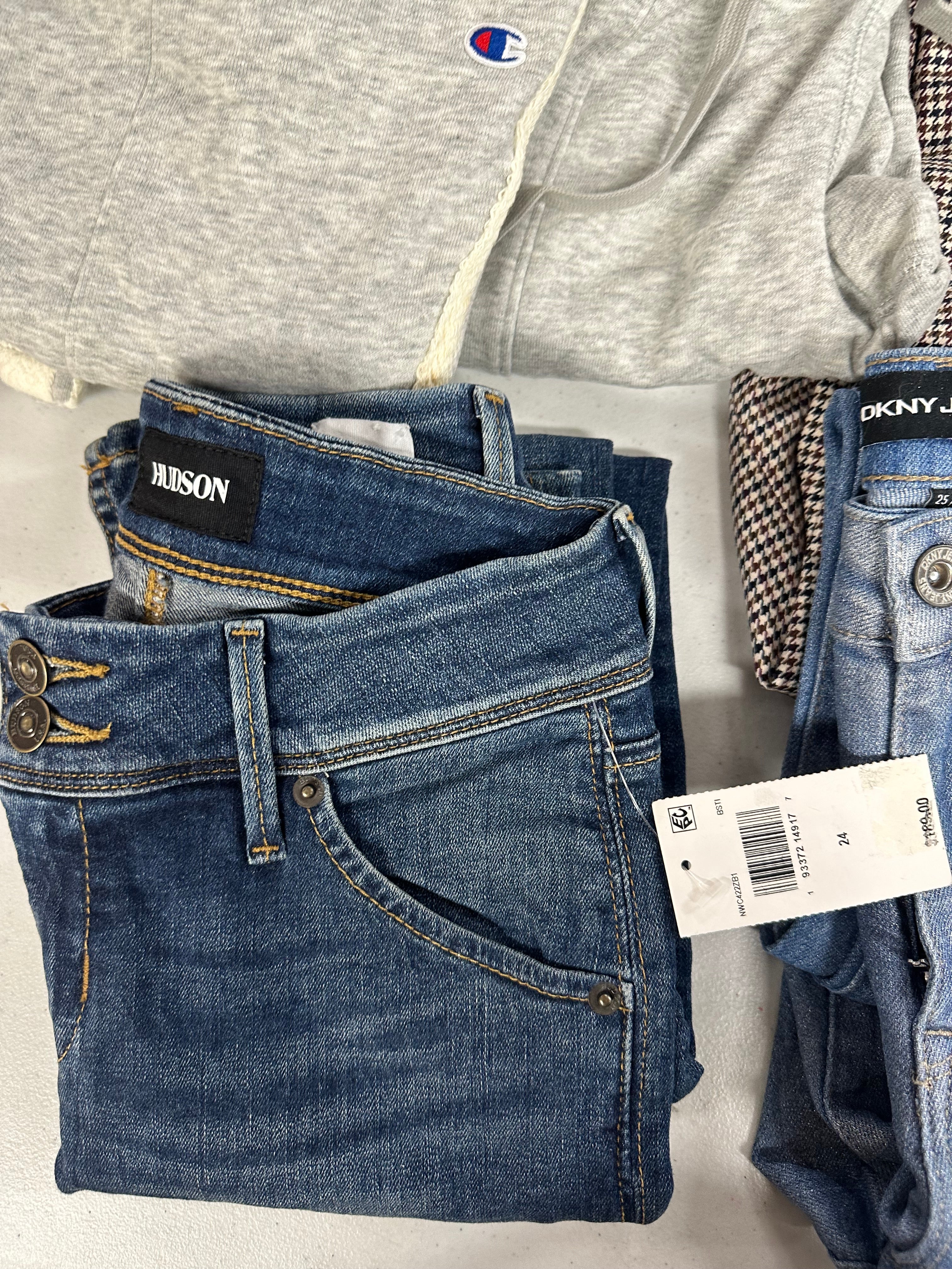 Women's Clothing Bottoms Wholesale Lot, HUDSON, ASICS, DKNY, RALPH LAUREN, CHAMPION and more, 13 items, Shelf Pulls, MSRP $1,250