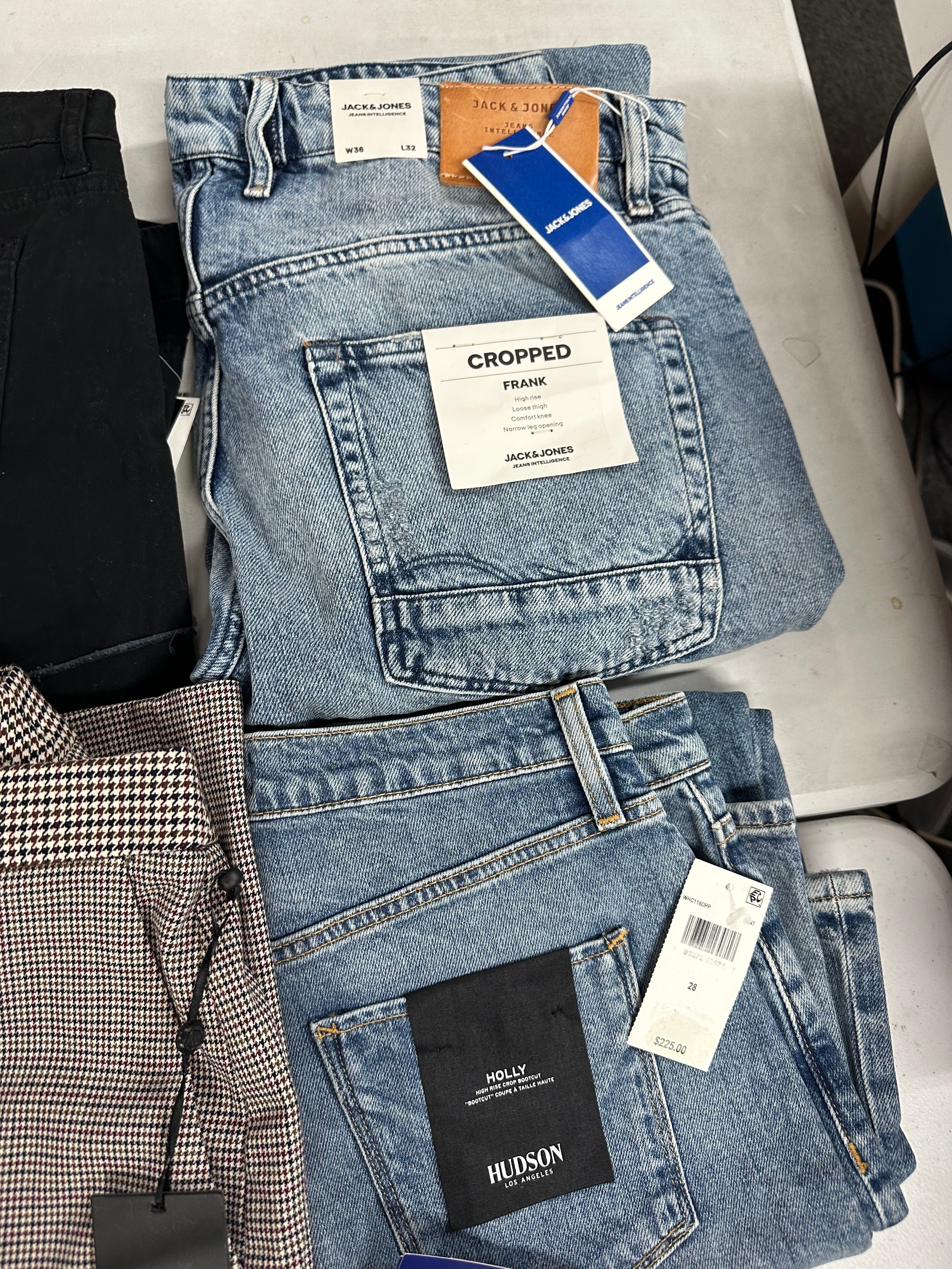 Women's Clothing Bottoms Wholesale Lot, HUDSON, ASICS, DKNY, RALPH LAUREN, CHAMPION and more, 13 items, Shelf Pulls, MSRP $1,250