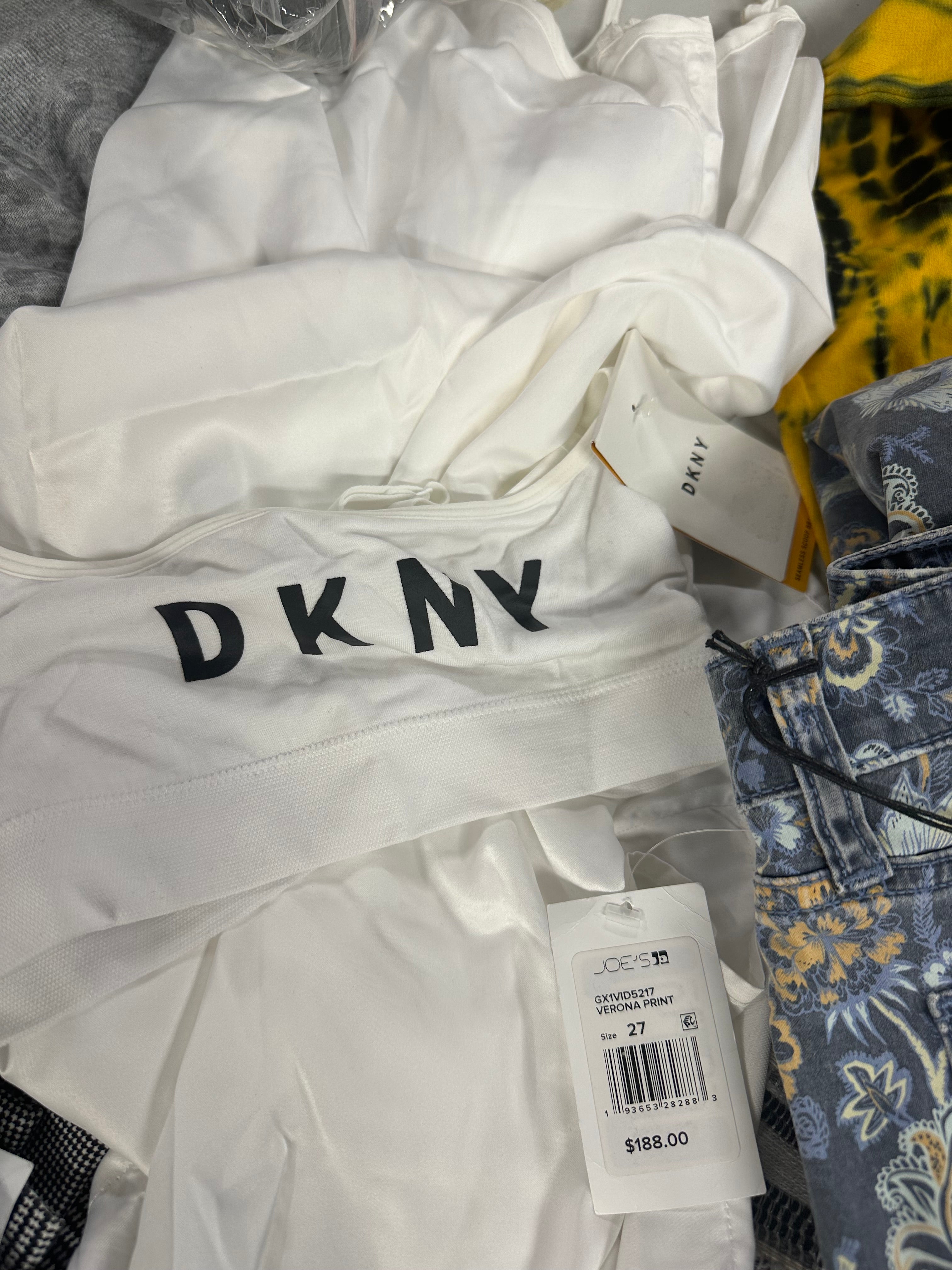 Women's Clothing Pants and Others, Wholesale Lot, JOE'S JEANS, SR+, JOIE, DKNY, ANNE KLEIN, KASPER and more, 14 items, Shelf Pulls, MSRP $1,368