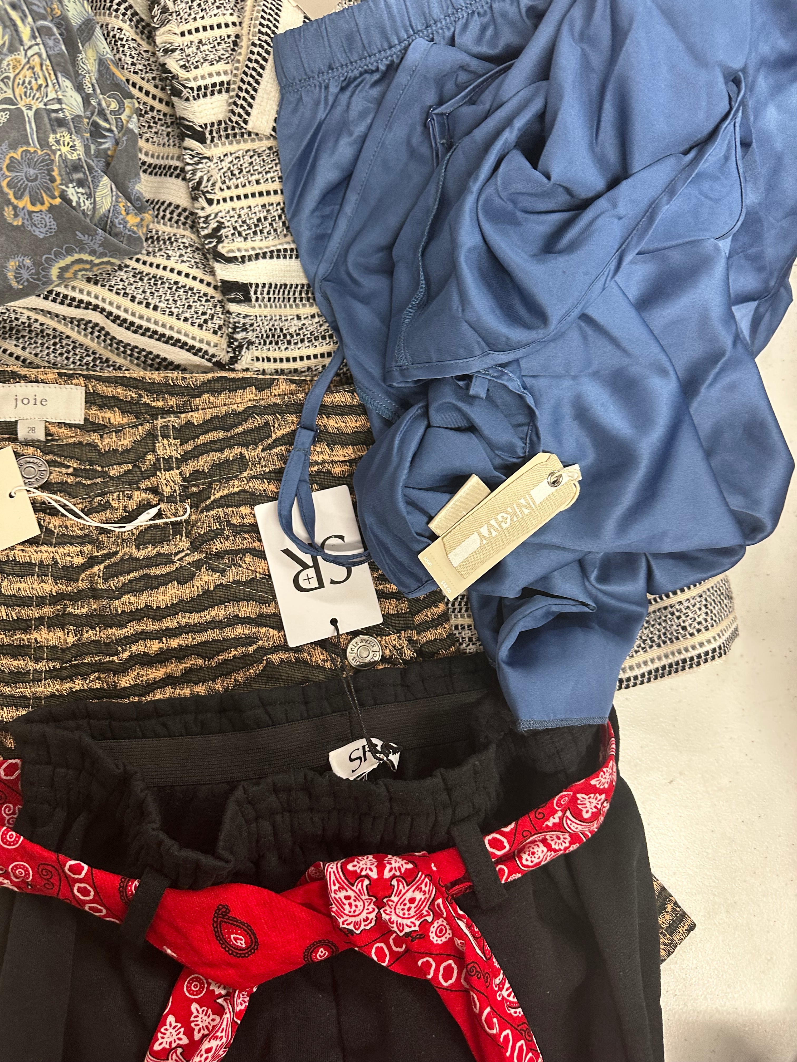Women's Clothing Pants and Others, Wholesale Lot, JOE'S JEANS, SR+, JOIE, DKNY, ANNE KLEIN, KASPER and more, 14 items, Shelf Pulls, MSRP $1,368