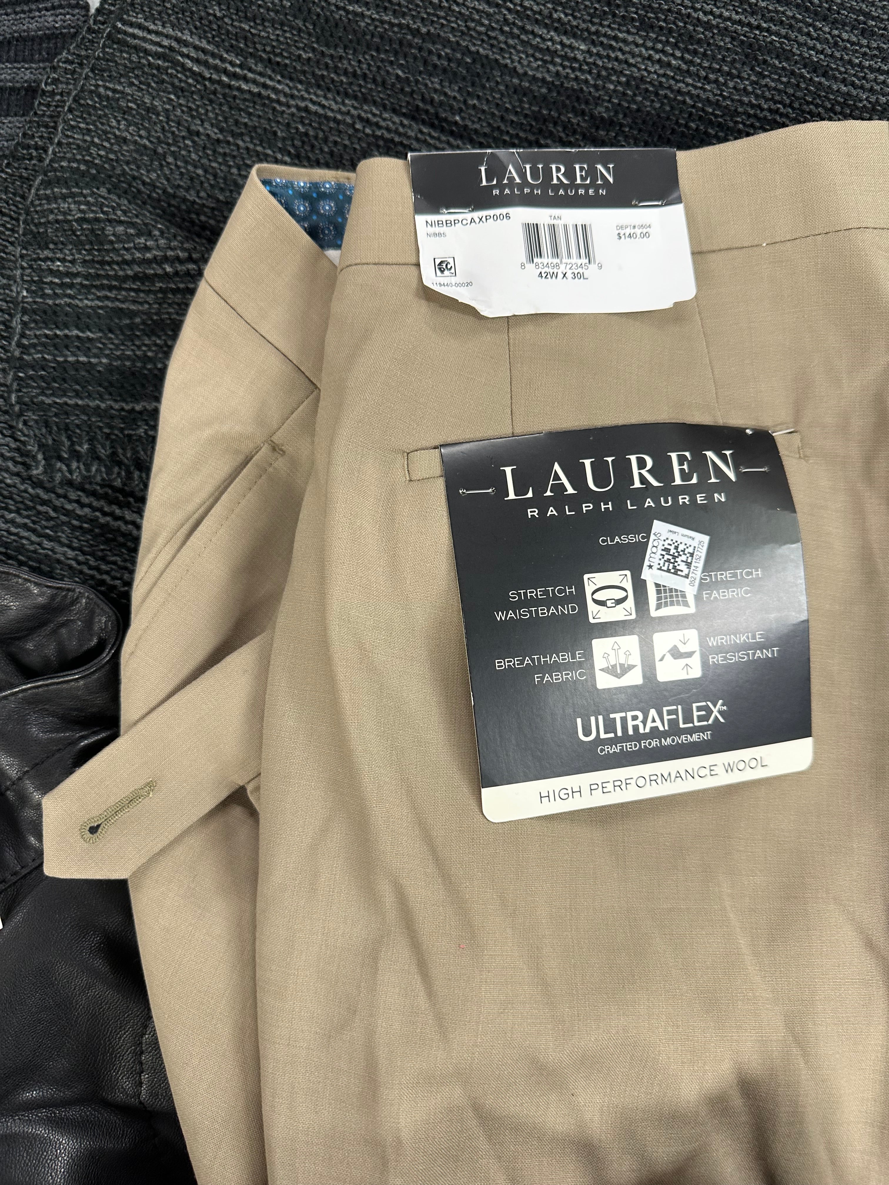 Men's Clothing Assorted Wholesale Lot, TOMMY HILFIGER, RALPH LAUREN, COLE HAAN, CALVIN KLEIN, STEVE MADDEN, RYAN SEACREST and more, 10 items, Shelf Pulls, MSRP $1,437