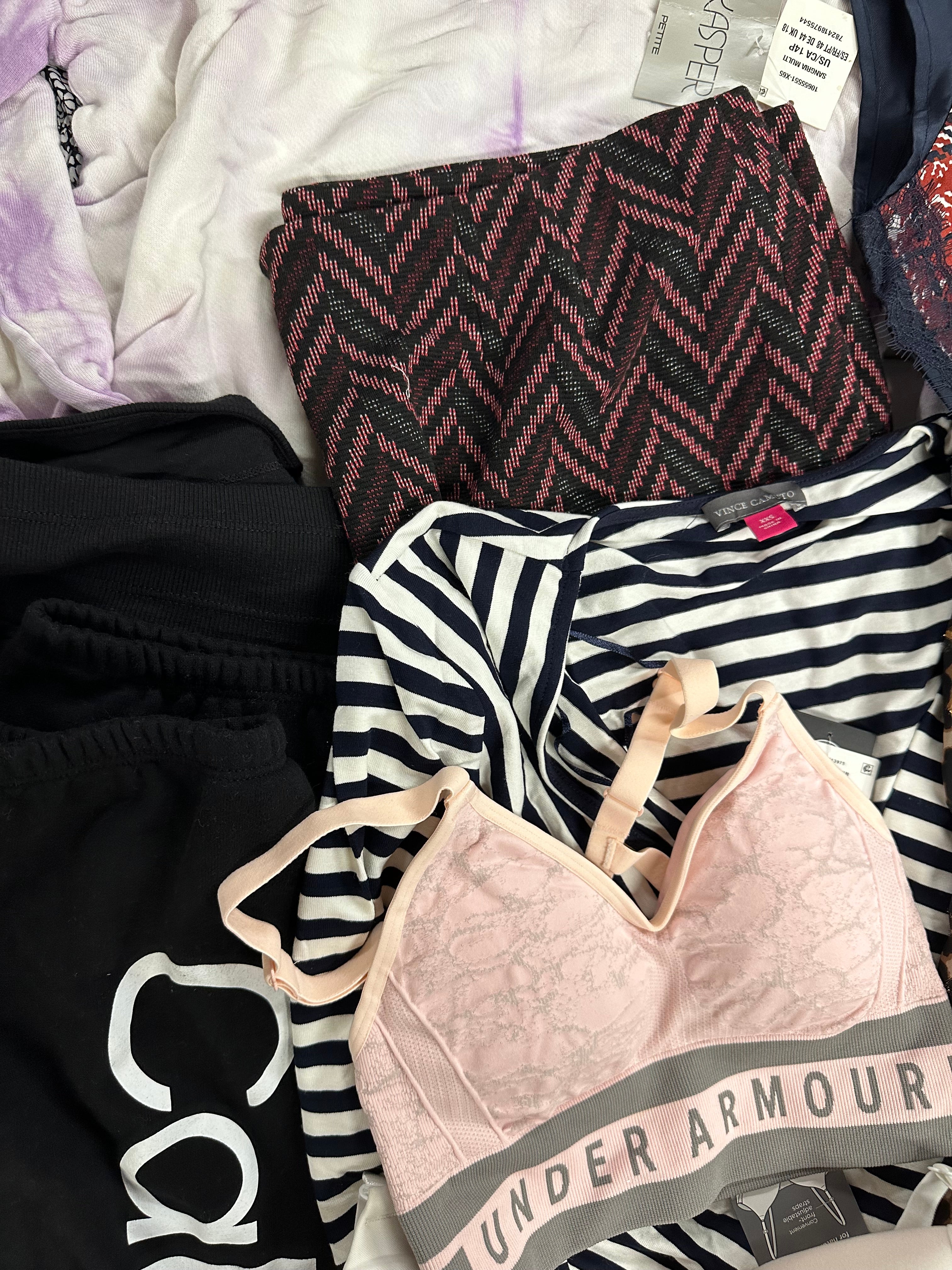Women's Clothing Pants & Others, Wholesale Lot, JOE'S, UNDER ARMOUR, CALVIN KLEIN, SUNDRY, NIKE, KASPER, SAGE and more, 16 items, Shelf Pulls, MSRP $1,595