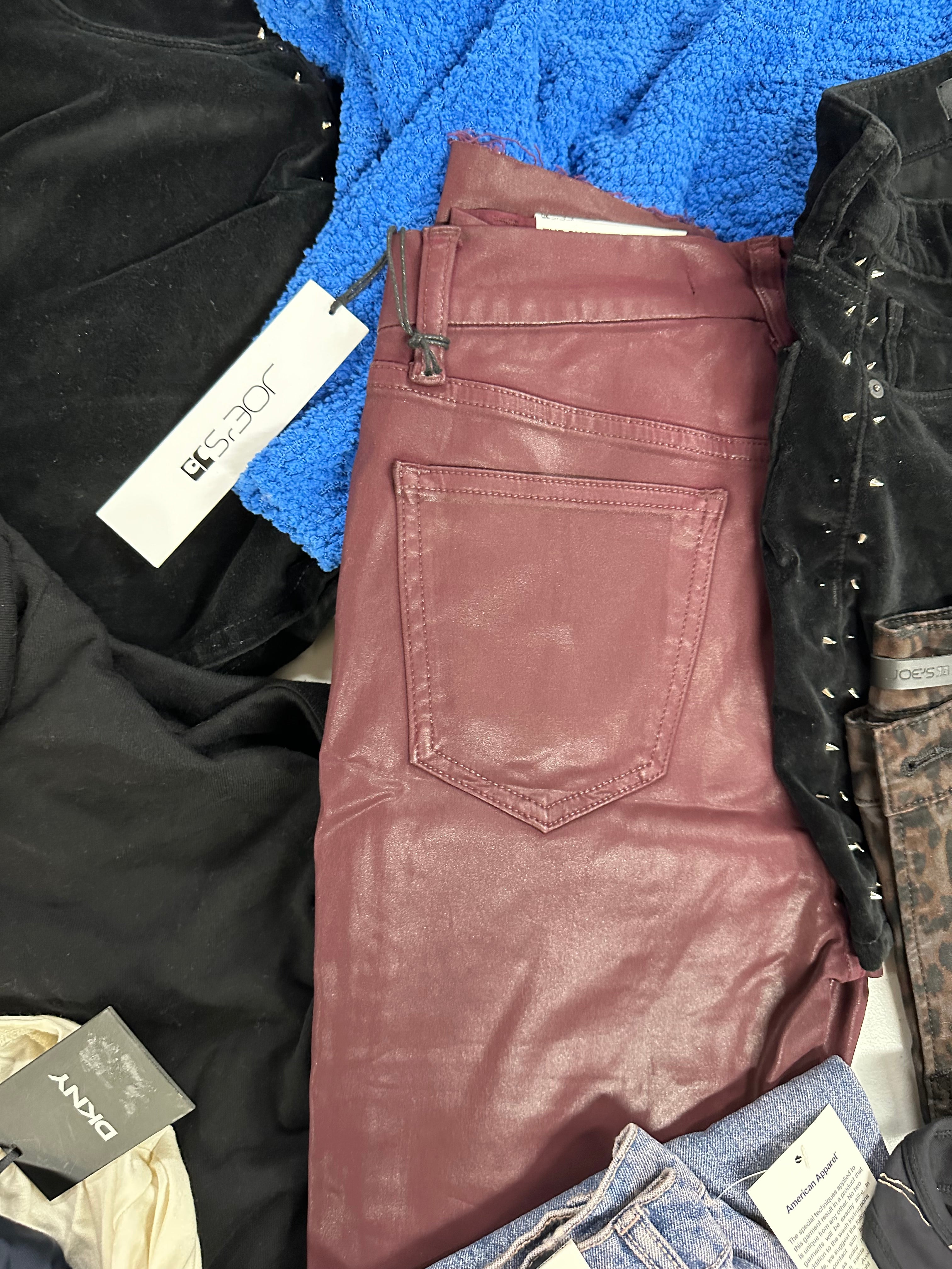 Women's Clothing Assorted Wholesale Lot, FRAME, RAG & BONE, HUDSON, JOE'S JEANS, CALVIN KLEIN, AMERICAN APPAREL and more, 14 items, Shelf Pulls, MSRP $1,592