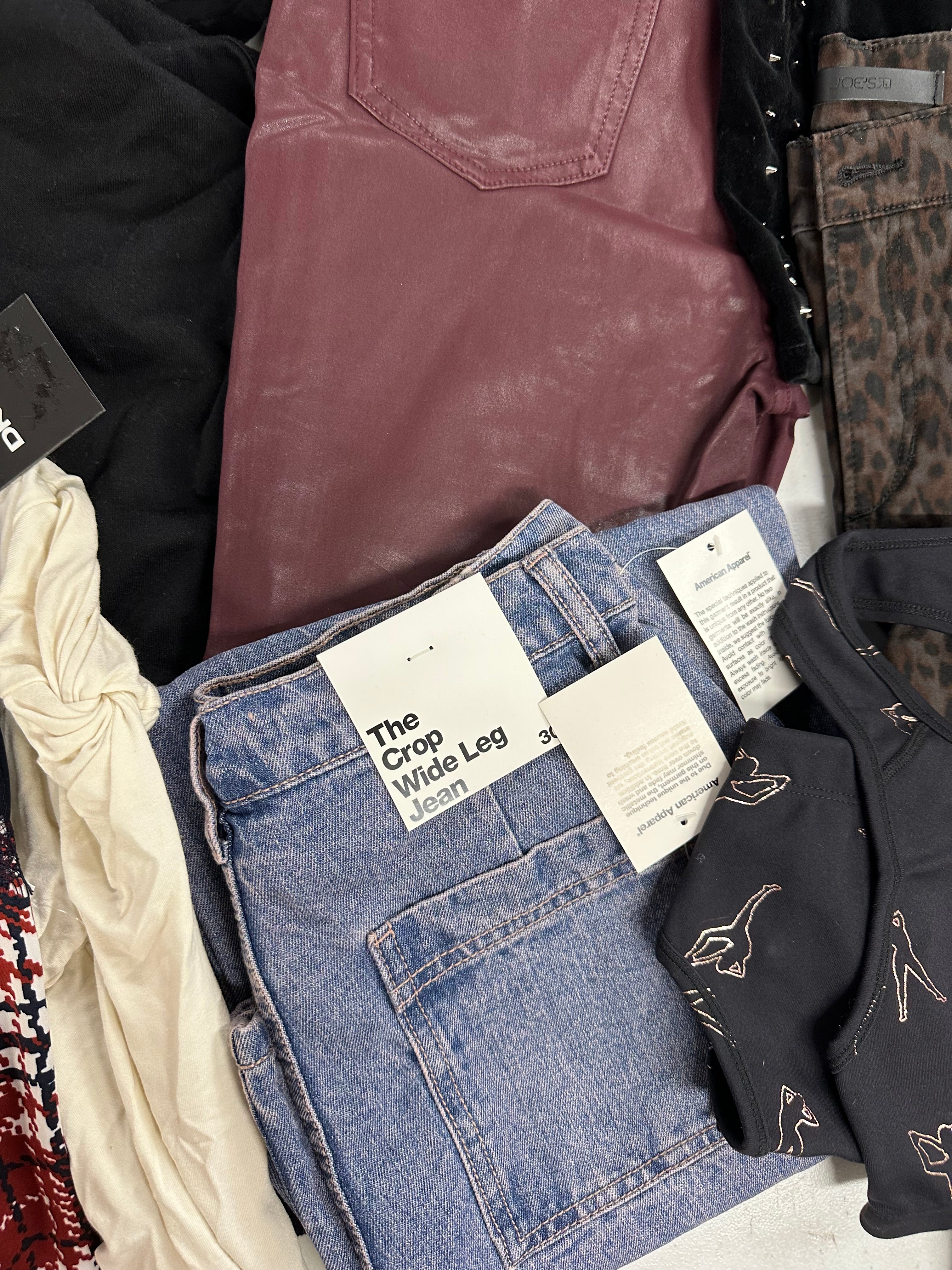 Women's Clothing Assorted Wholesale Lot, FRAME, RAG & BONE, HUDSON, JOE'S JEANS, CALVIN KLEIN, AMERICAN APPAREL and more, 14 items, Shelf Pulls, MSRP $1,592