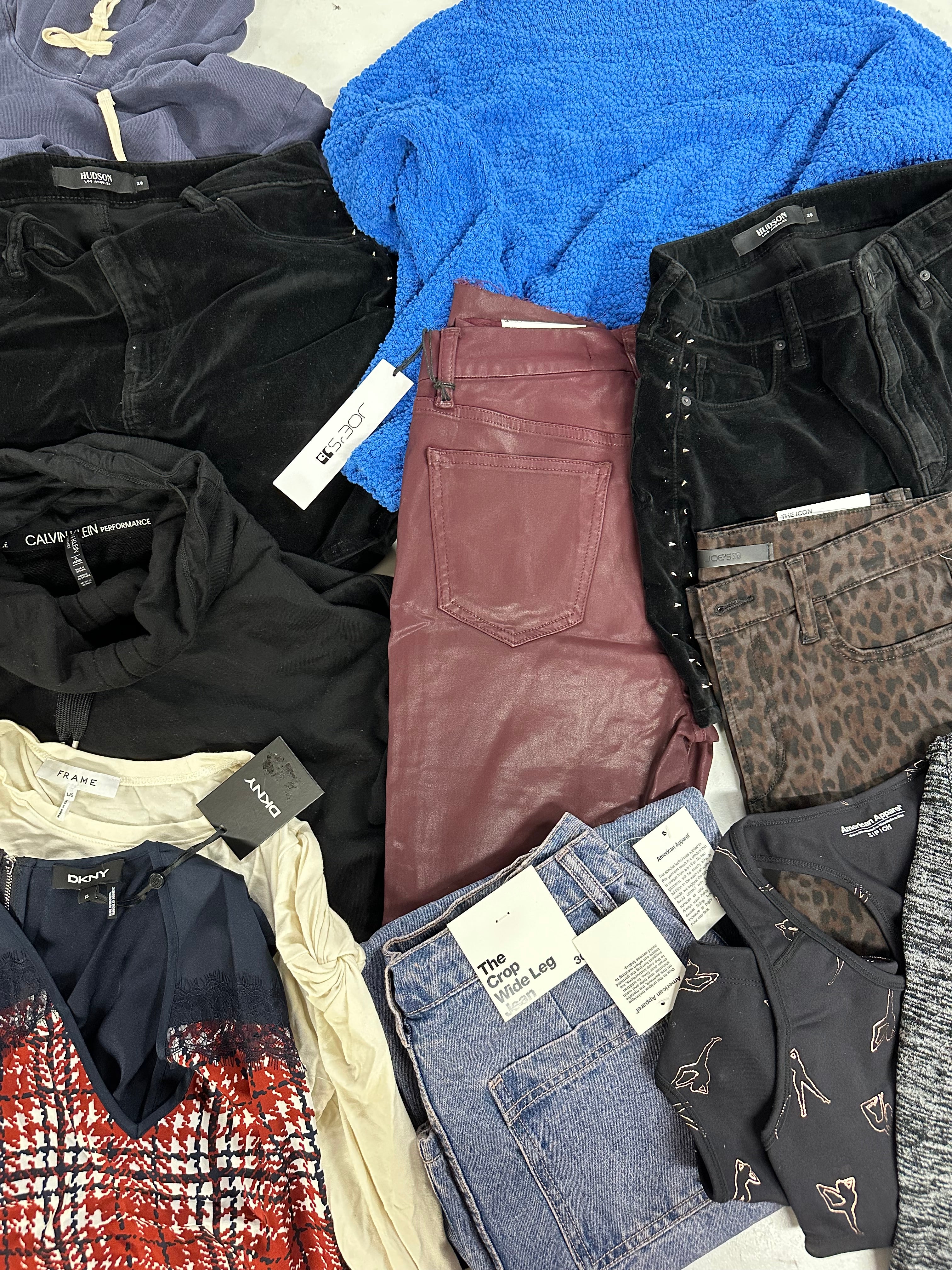 Women's Clothing Assorted Wholesale Lot, FRAME, RAG & BONE, HUDSON, JOE'S JEANS, CALVIN KLEIN, AMERICAN APPAREL and more, 14 items, Shelf Pulls, MSRP $1,592
