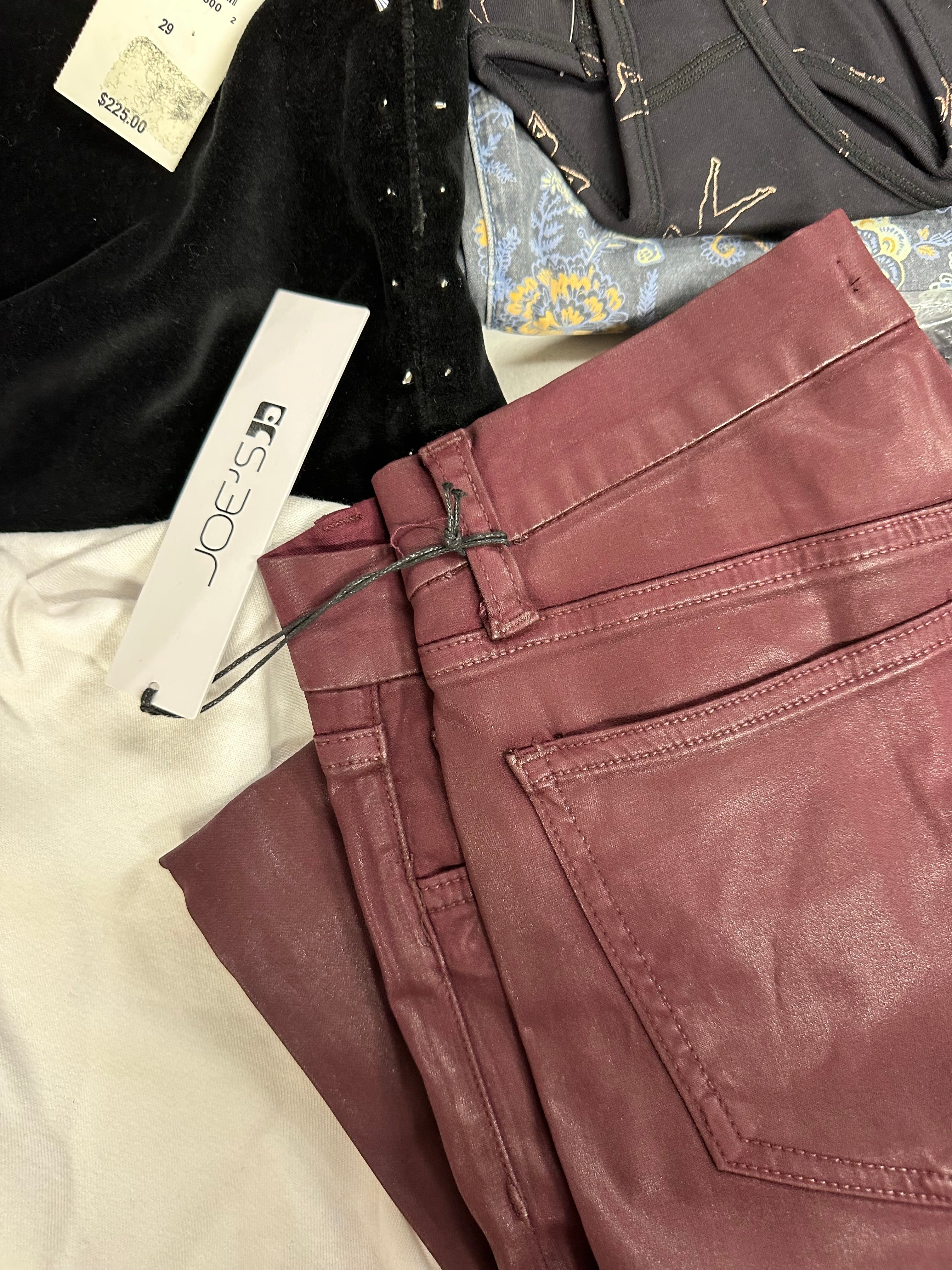 Women's Clothing Assorted Wholesale Lot, HUDSON, JOE'S JEANS, AMERICAN APPAREL and more, 12 items, Shelf Pulls, MSRP $1,391
