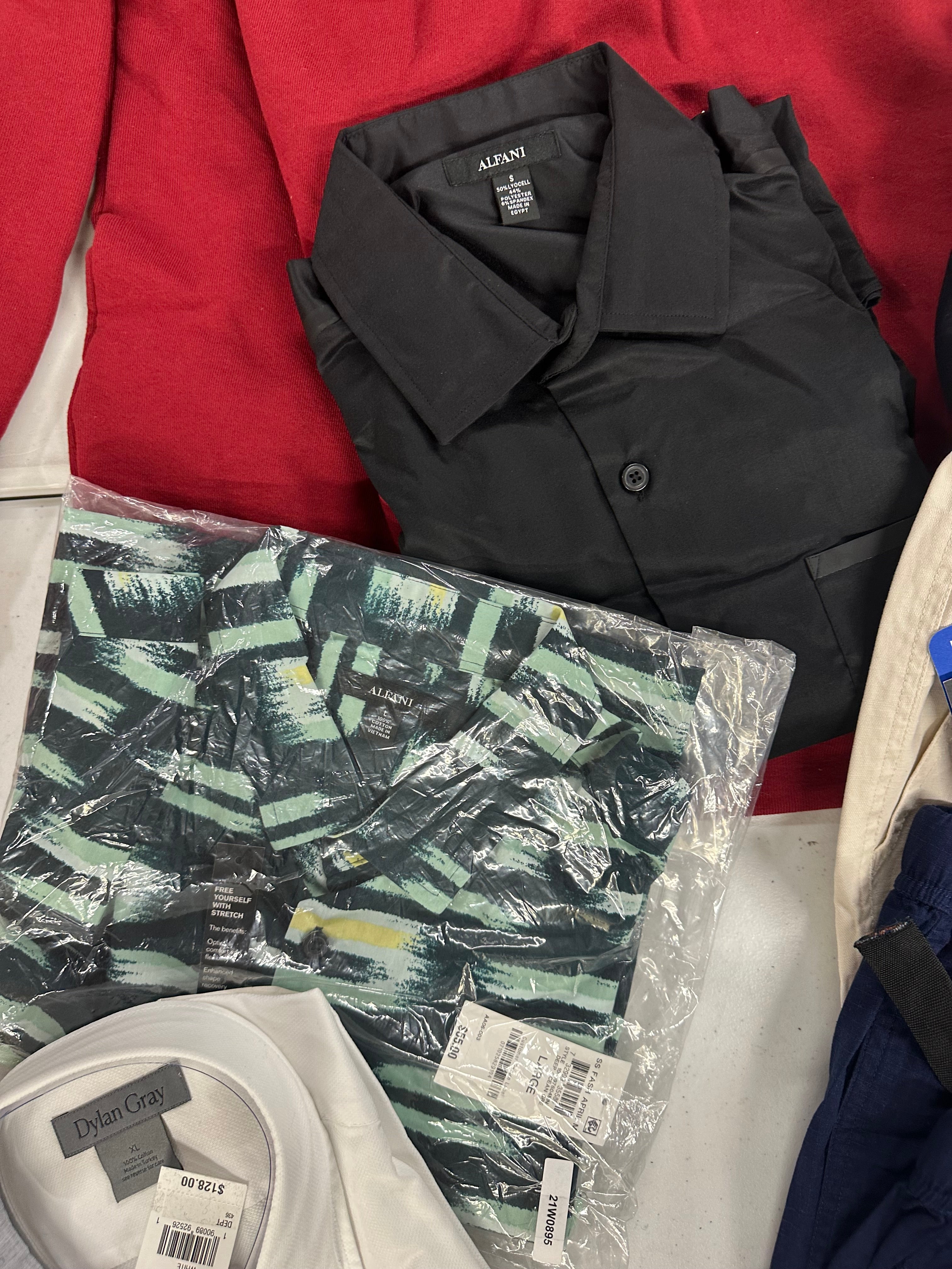 Men's Clothing Assorted Wholesale Lot, PENFIELD, HANES, AMERICAN APPAREL, ALFANI and more, 9 items, Shelf Pulls, MSRP $1,286
