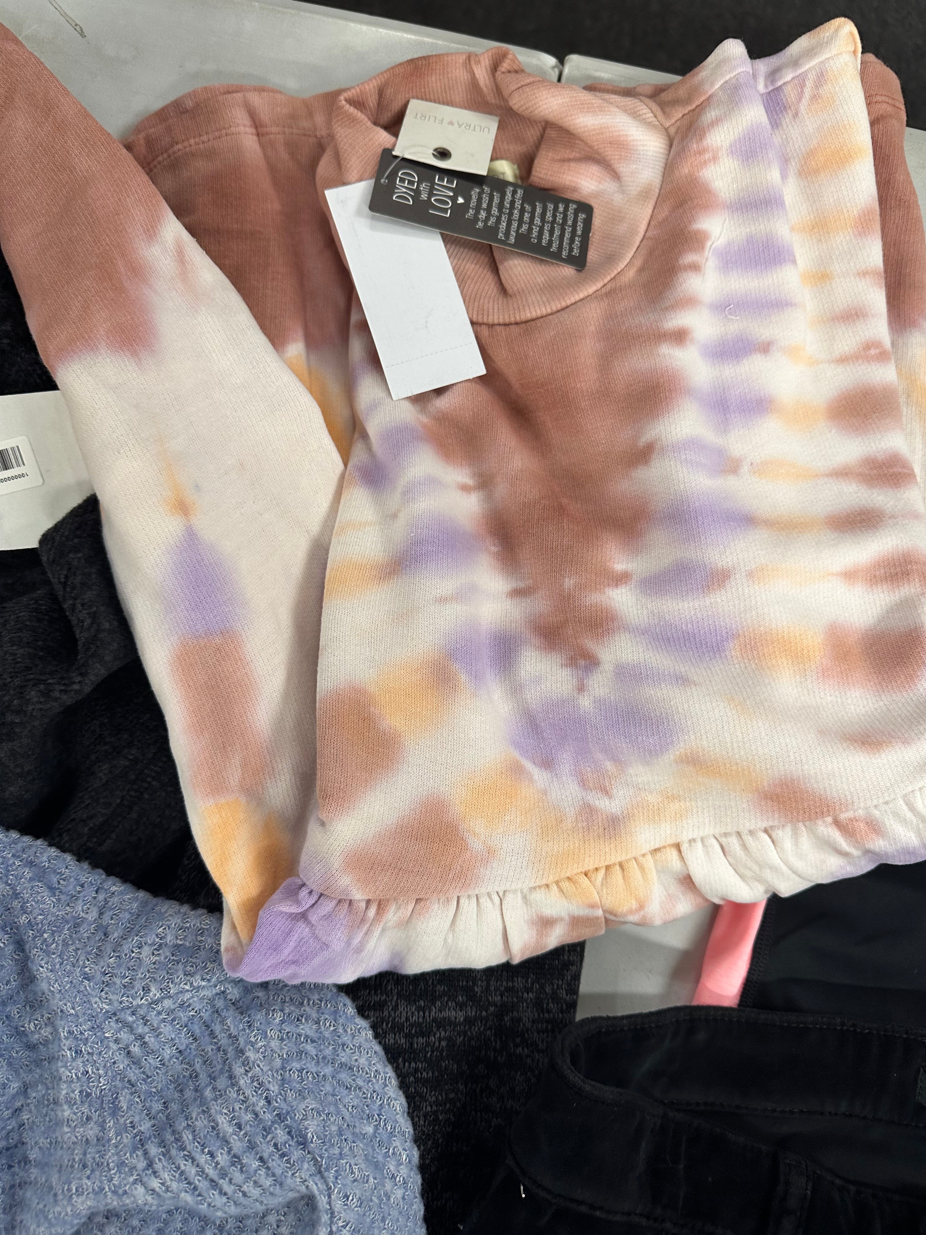 Women's Clothing Assorted Wholesale Lot, DKNY, HUDSON, CALVIN KLEIN, ADIDAS, AMERICAN APPAREL, DEREK HEART and more, 15 items, Shelf Pulls, MSRP $848