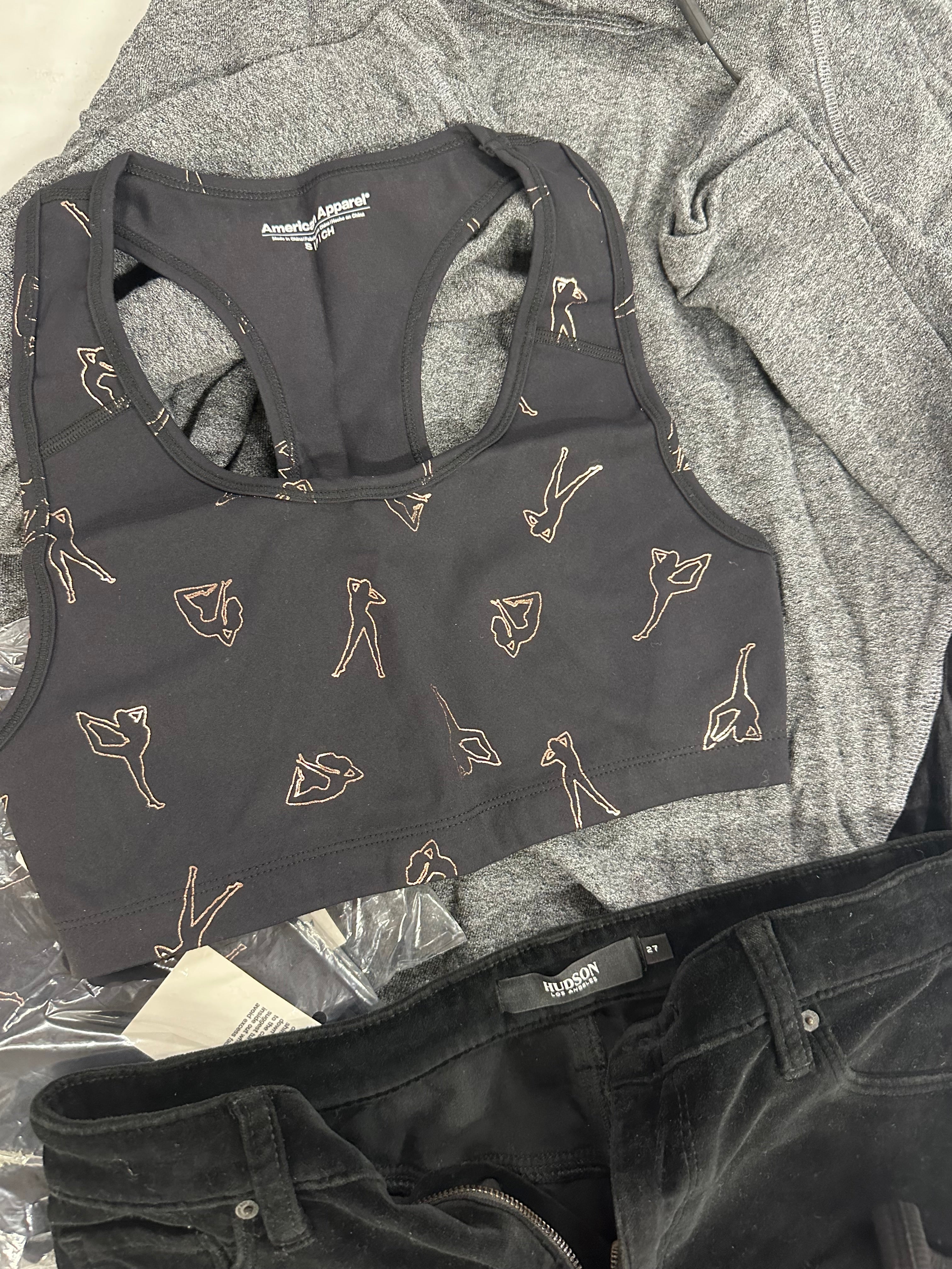 Women's Clothing Assorted Wholesale Lot, JOE'S JEANS, CALVIN KLEIN, HUDSON, AMERICAN APPAREL and more, 11 items, Shelf Pulls, MSRP $976