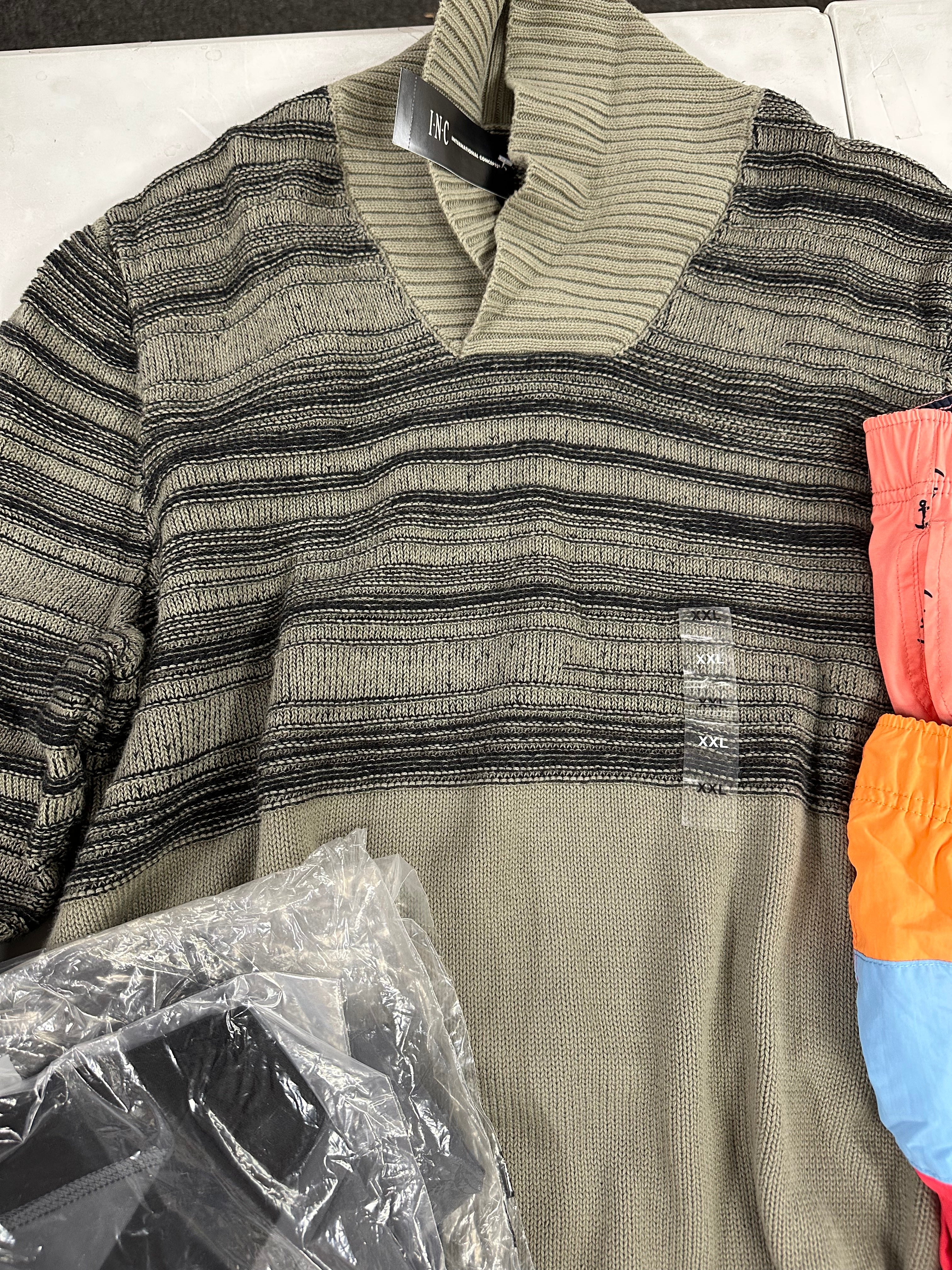 Men's Clothing Assorted Wholesale Lot, ARMANI EXCHANGE, NAUTICA, ADIDAS, GENTS, AMERICAN APPAREL and more, 14 items, Shelf Pulls, MSRP $900