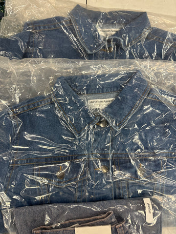 Women's Clothing Assorted Wholesale Lot, FREE PEOPLE, JOE'S JEANS, HUDSON, LEGENDARY and more, 13 items, Shelf Pulls, MSRP $1,269