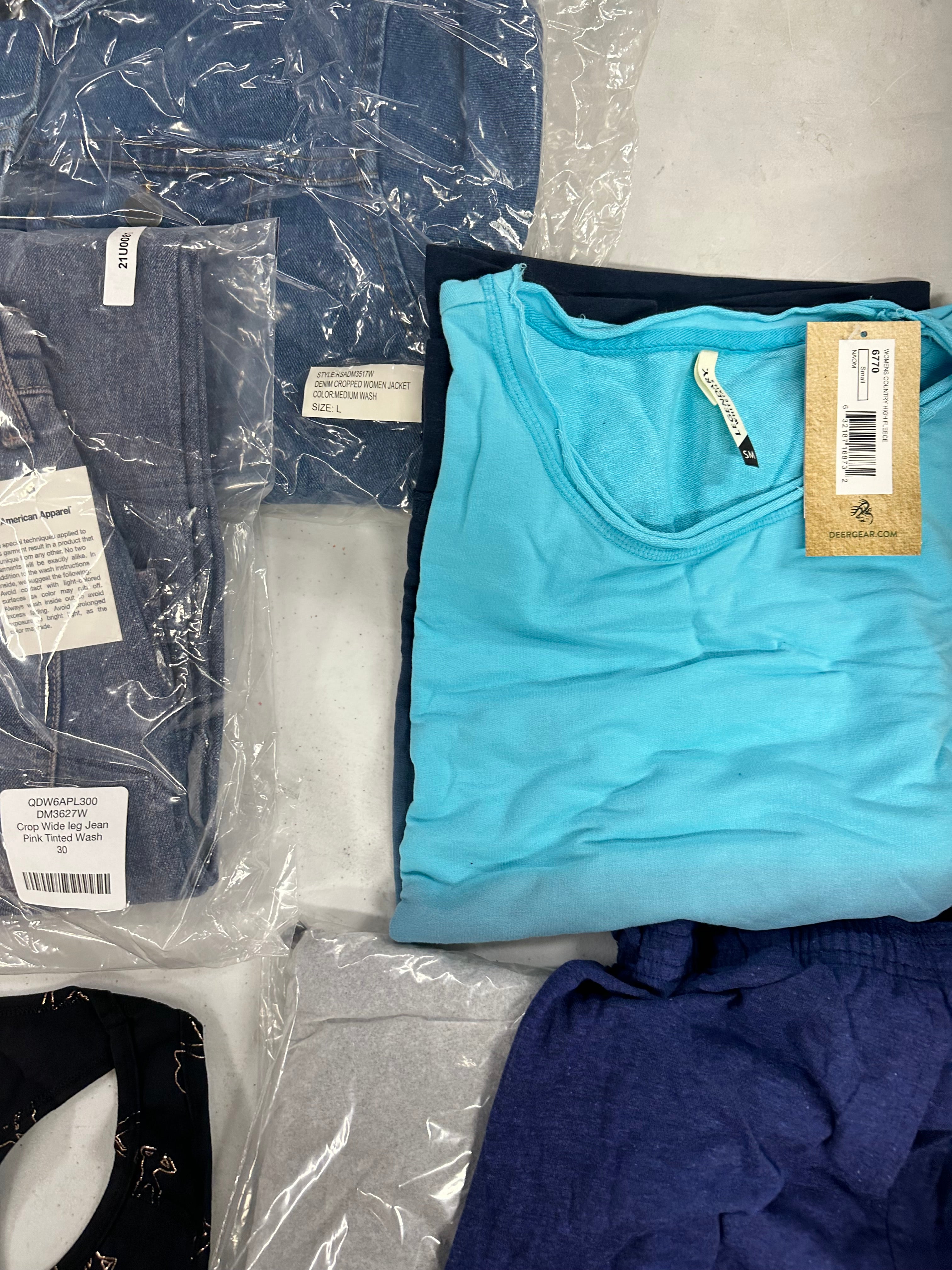 Women's Clothing Assorted Wholesale Lot, FREE PEOPLE, JOE'S JEANS, HUDSON, LEGENDARY and more, 13 items, Shelf Pulls, MSRP $1,269