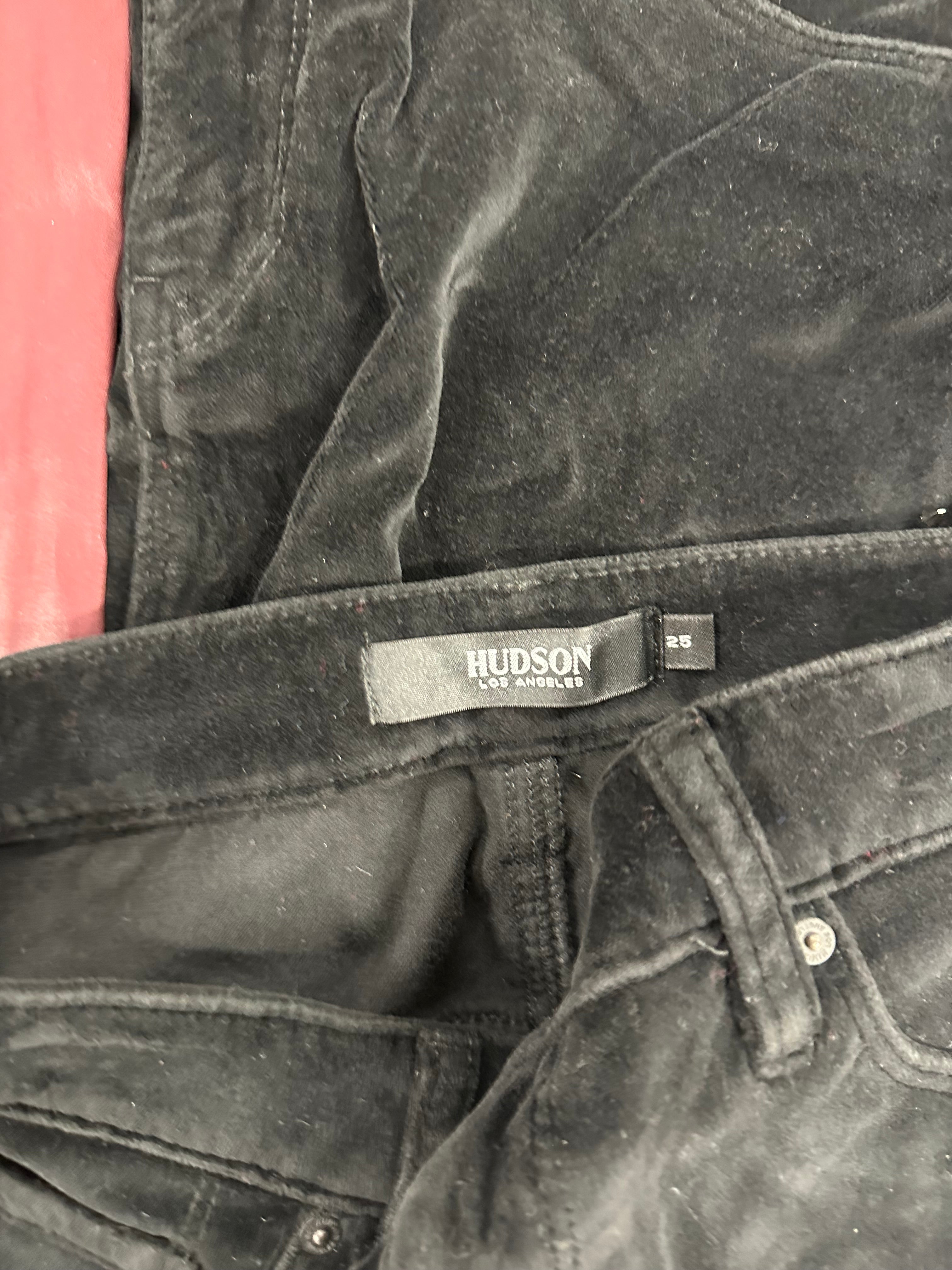 Women's Clothing Assorted Wholesale Lot, HUDSON, JOE'S JEANS, DKNY, FREE PEOPLE, DREAM LOUNGE and more, 10 items, Shelf Pulls, MSRP $1,013