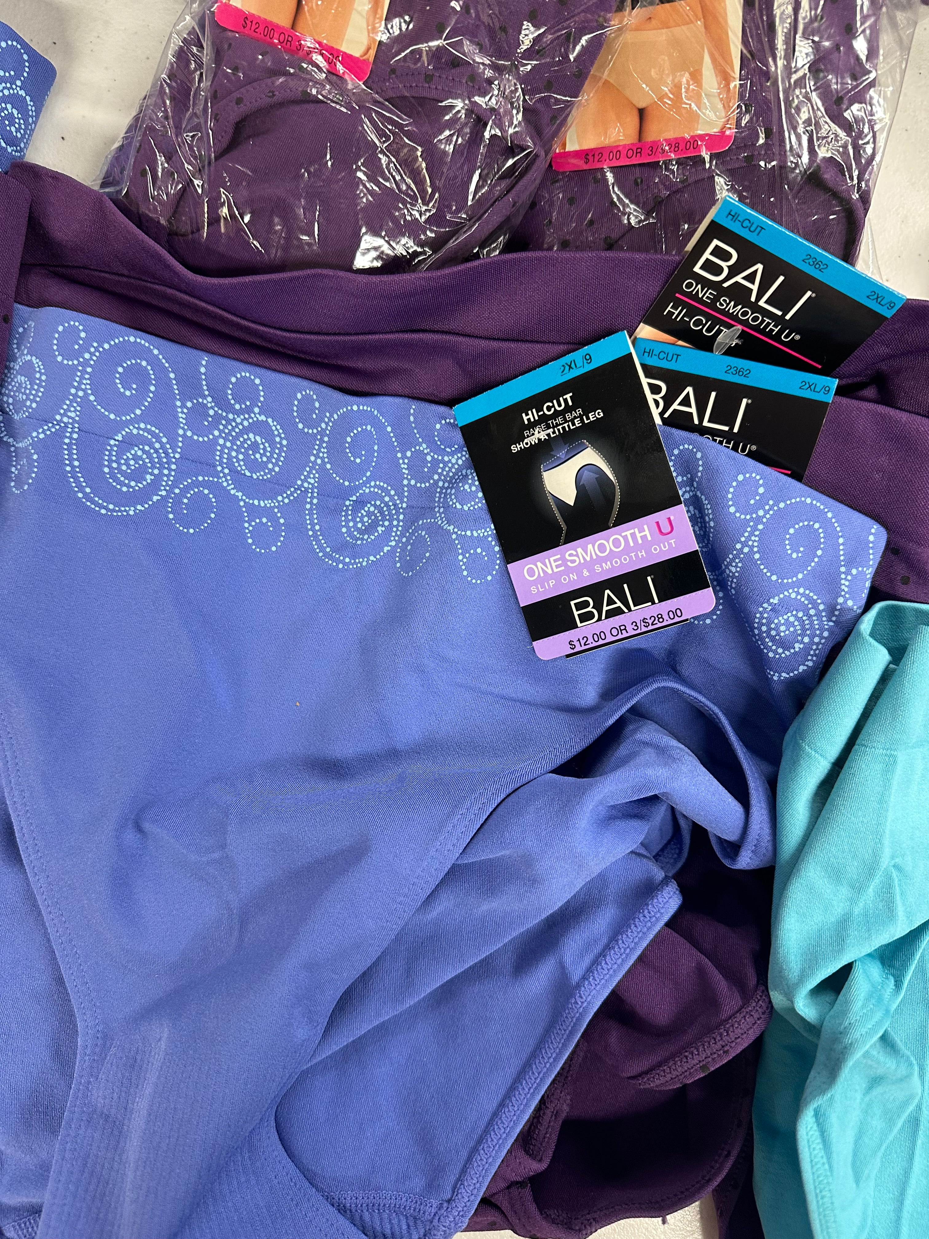 Women's Underwear, Bali Panties Wholesale Lot, 60 items, New, MSRP $720
